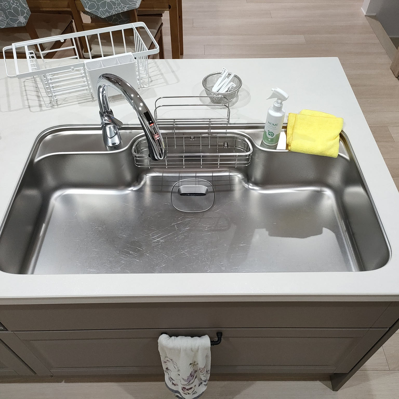 SQUARE スチール製壁取り付け式ラック幅970mm