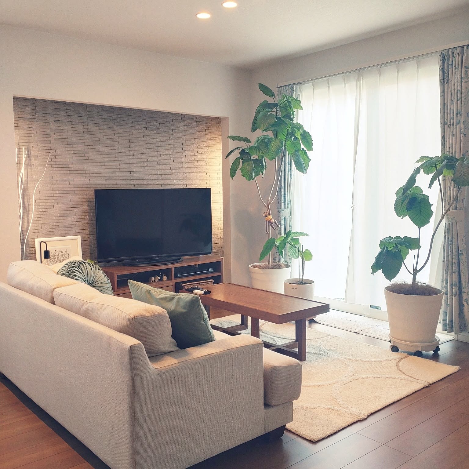 部屋全体/かっこいい家具/桜屋工業/リビングテーブル/テレビボード 