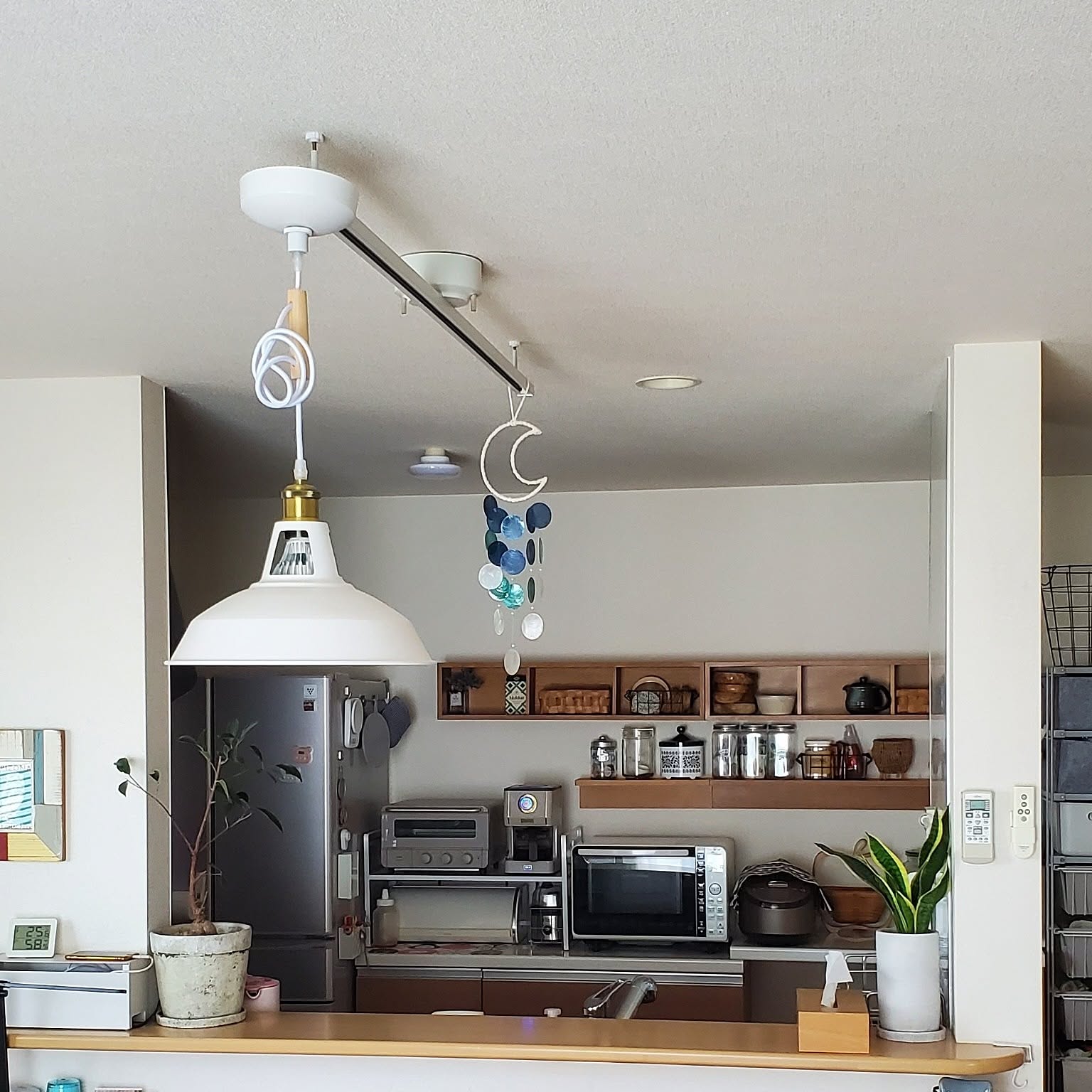 【無印良品】 ホワイト 3灯 ペンダントライト レール式 システムライト LEDスポットライトセット3灯タイプ | 無印良品