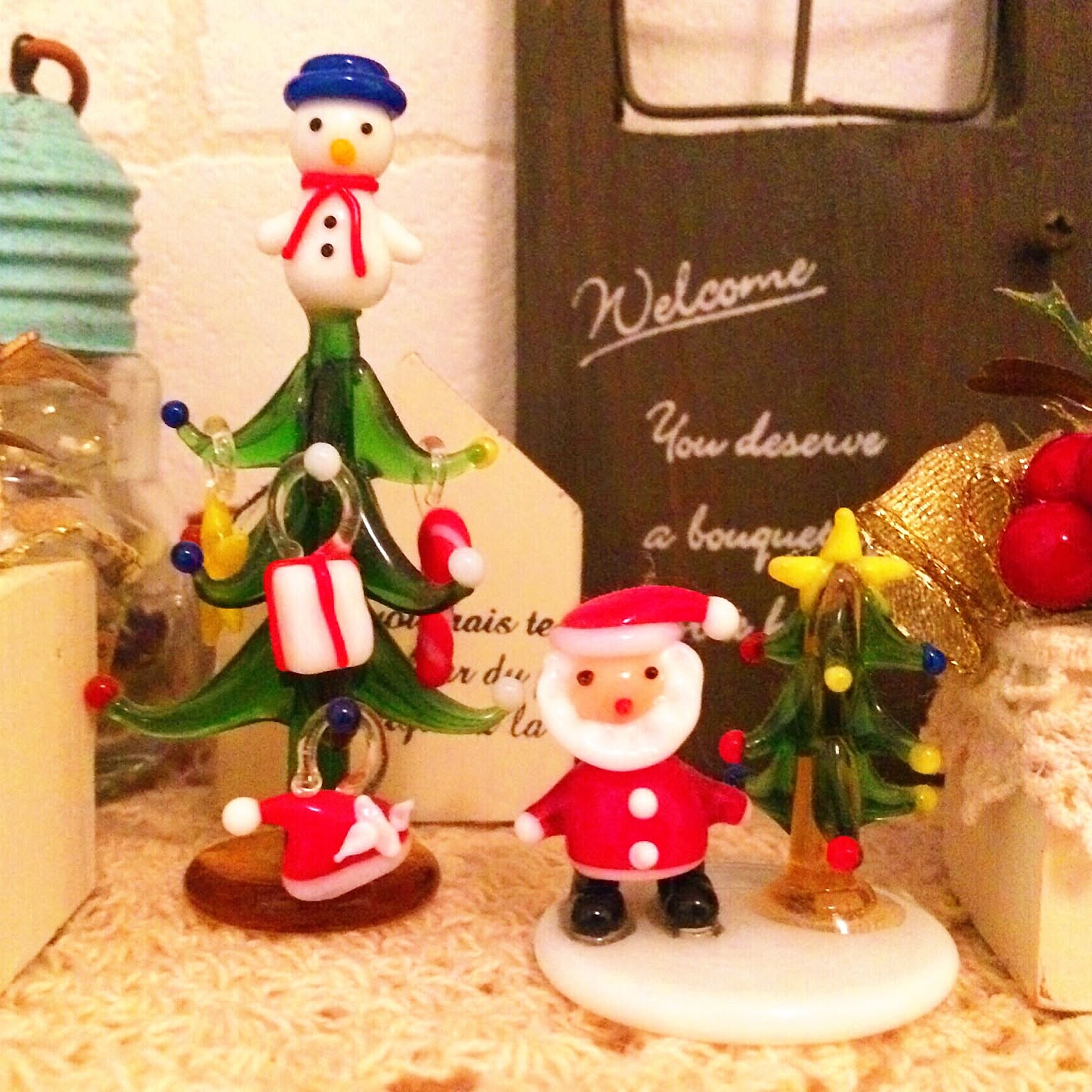 ステンドグラス☆のクリスマスのリース 犬のサンタクロース