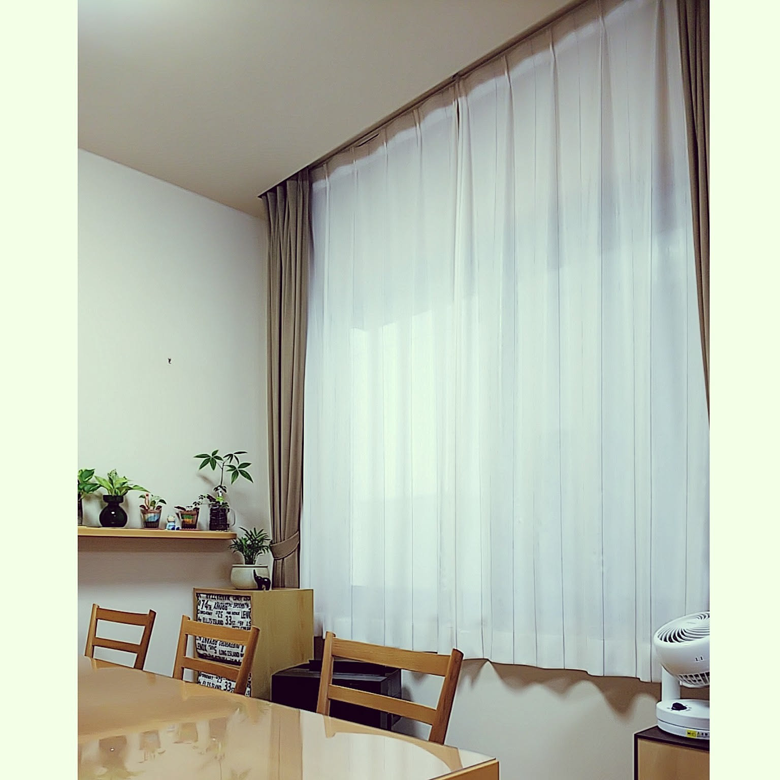 カーテンレール サンゲツカーテンのおすすめ商品とおしゃれな