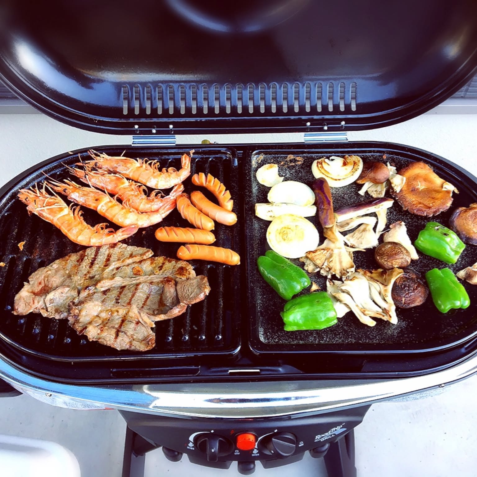 ガレージ バーベキューのおしゃれなインテリアコーディネート