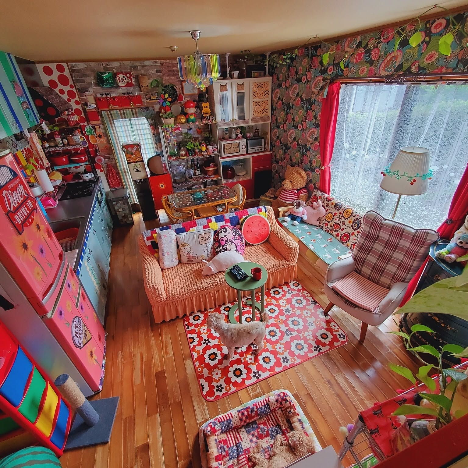 映えるカラフルインテリア 3b51520aea9f589b819d969e39e791