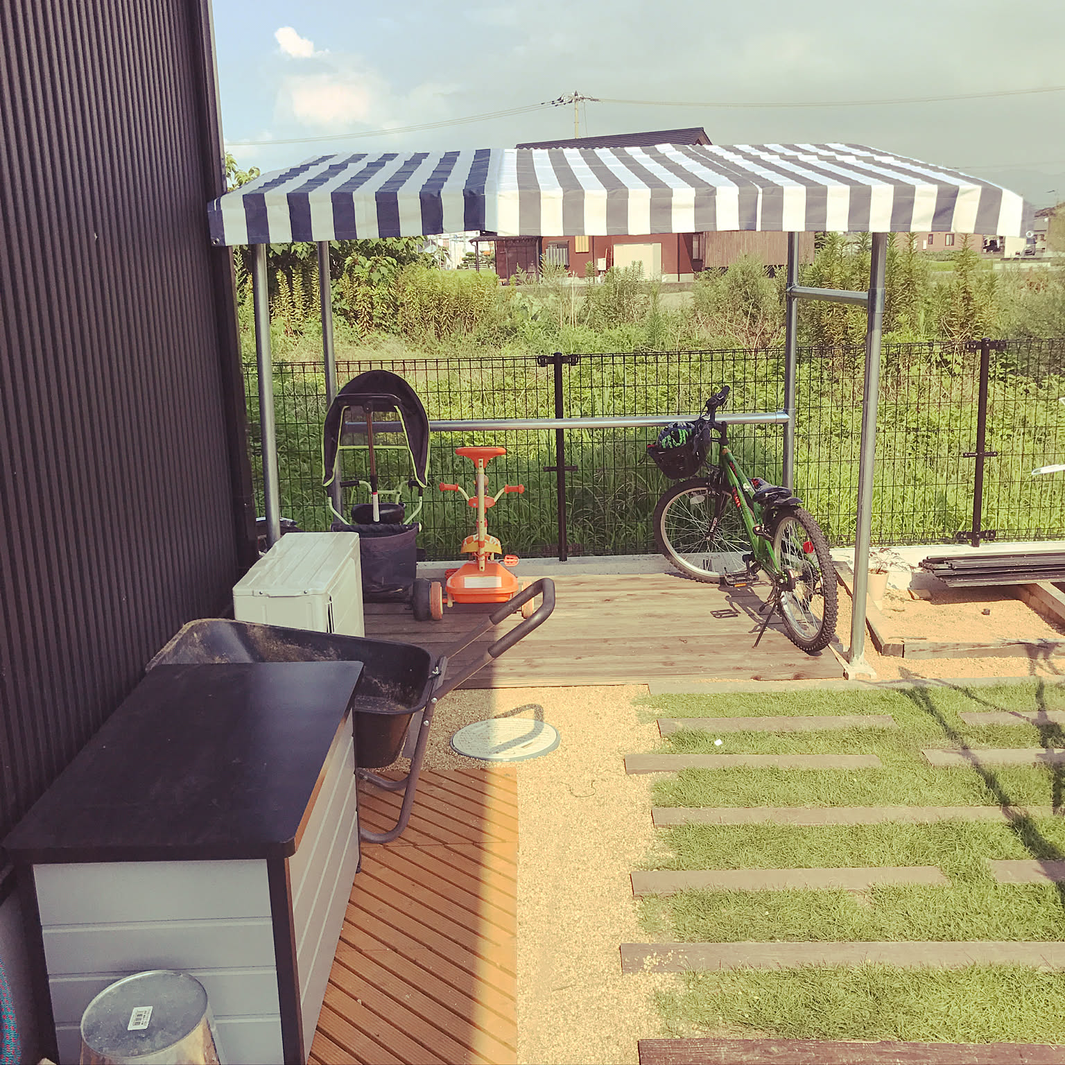 単管パイプ 自転車置き場DIYのインテリア・手作りの実例 ｜ RoomClip