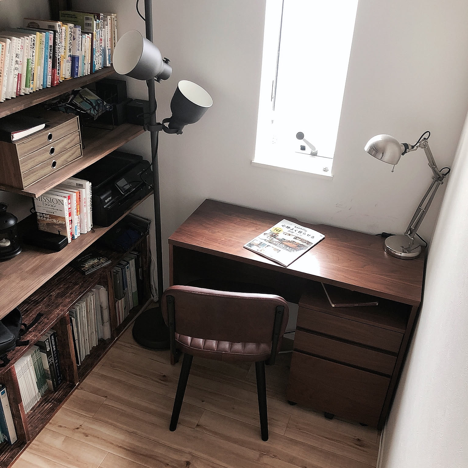 書斎 ダークブラウンのおすすめ商品とおしゃれな実例 ｜ RoomClip