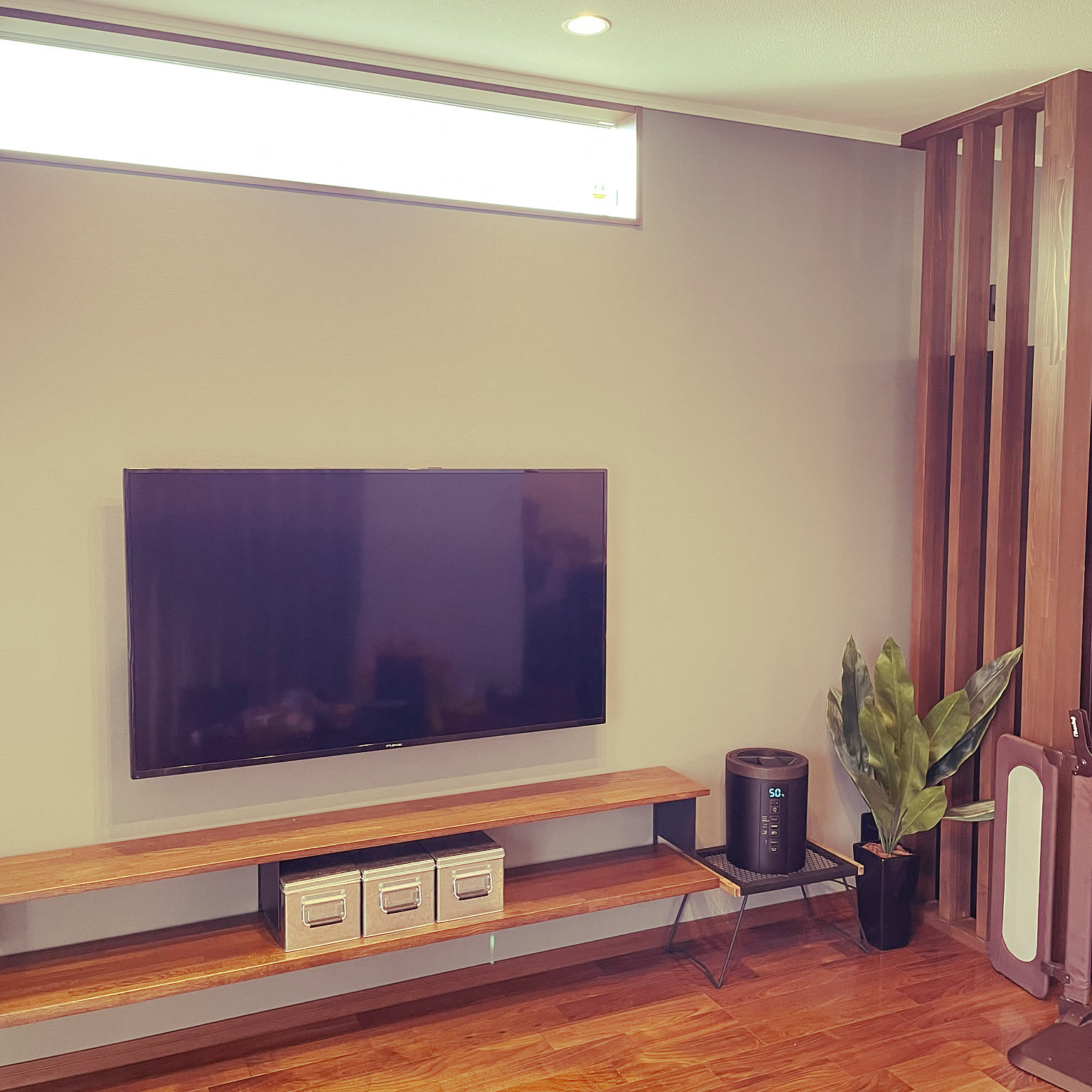 テレビボード かべかけTVのおすすめ商品とおしゃれな実例