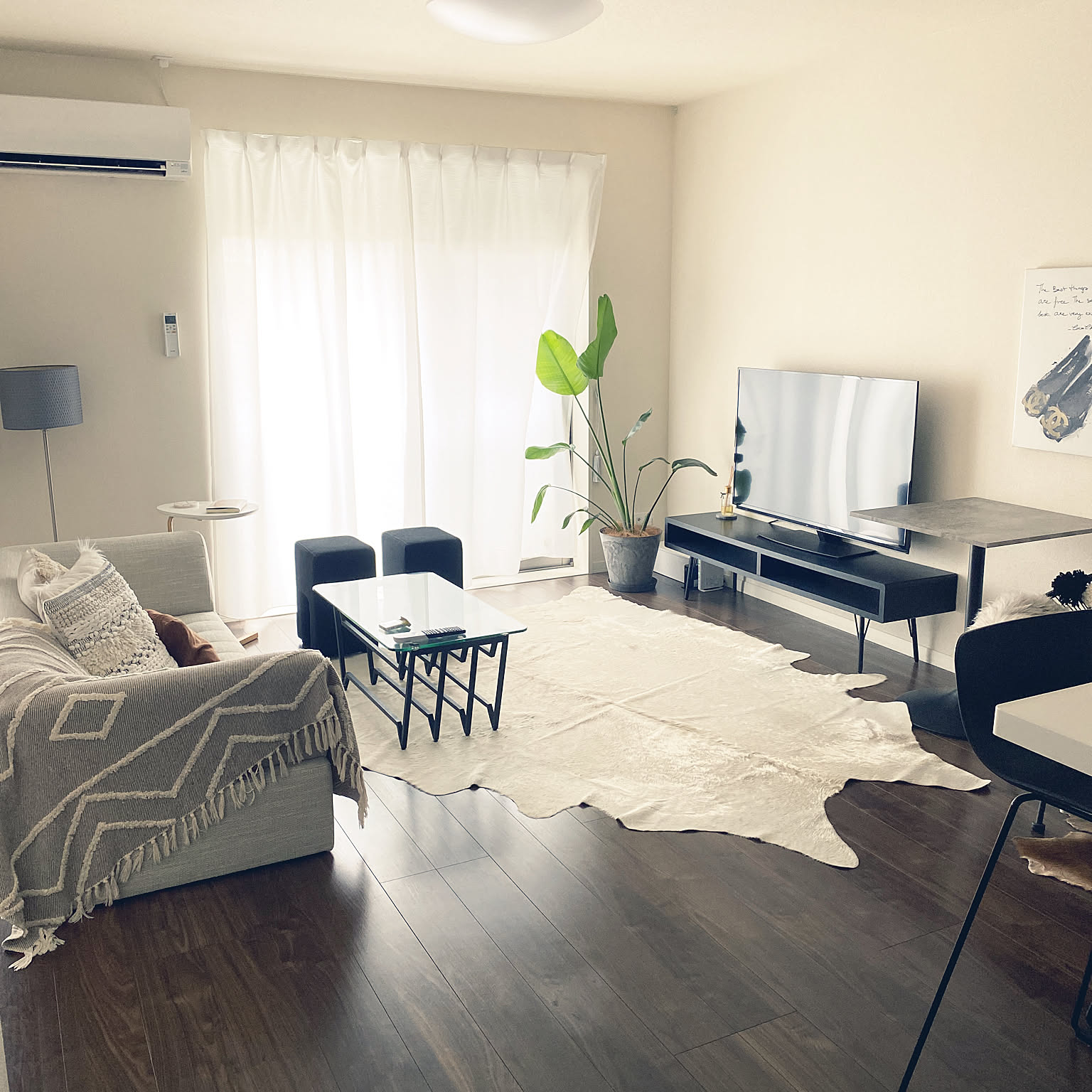 ムートンラグ unico ソファのおすすめ商品とおしゃれな実例