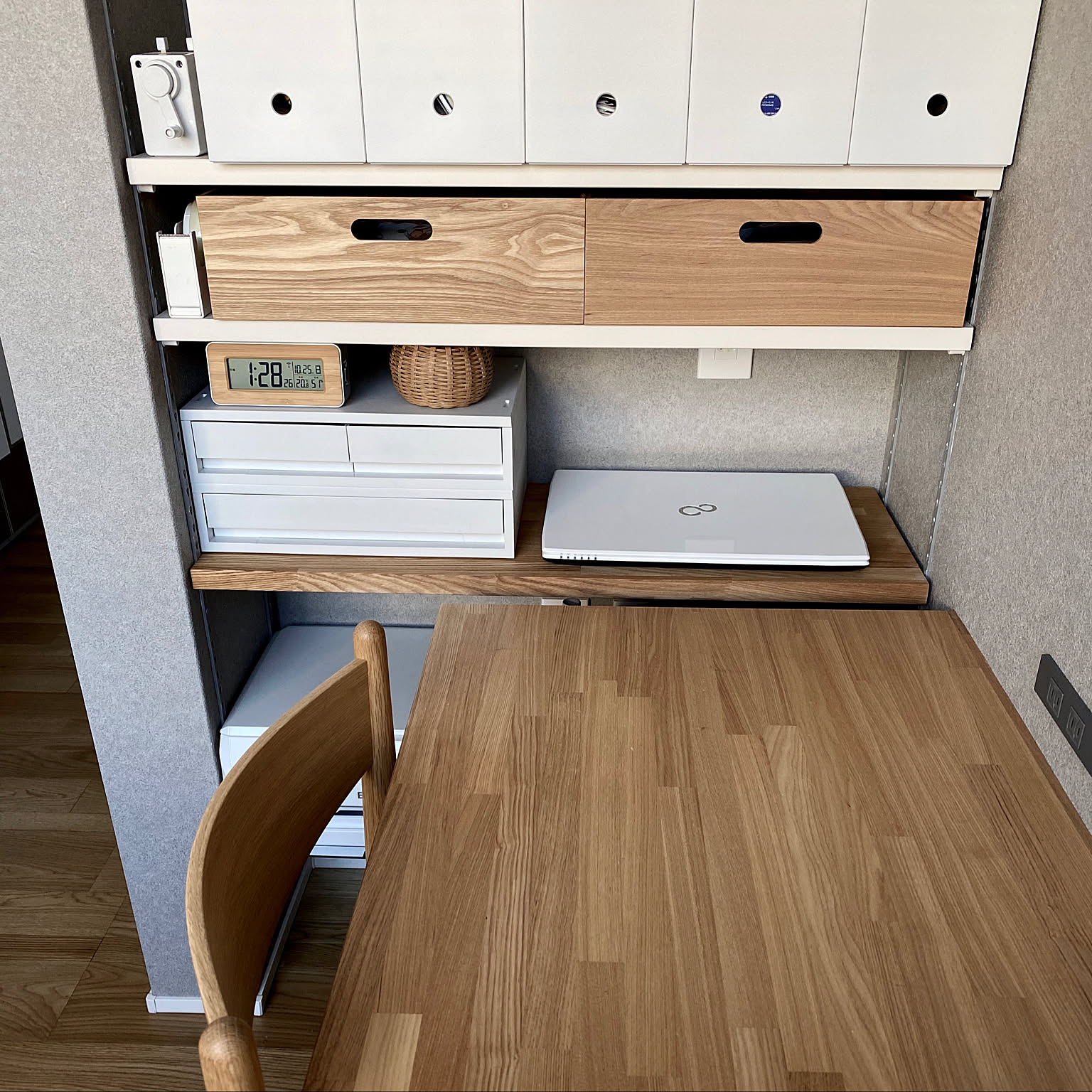 無印良品 タモ材 デスクのおすすめ商品とおしゃれな実例 ｜ RoomClip