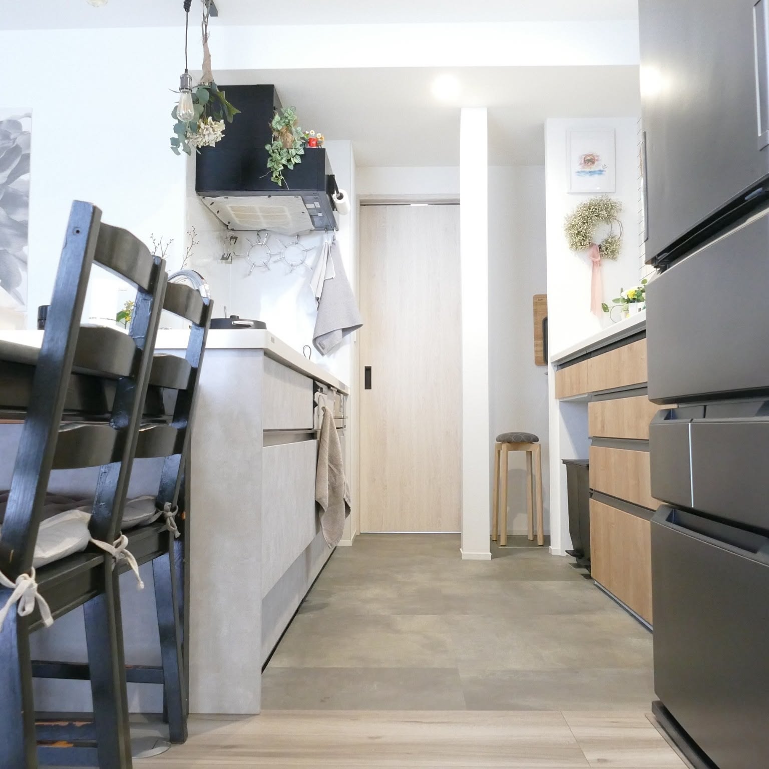 はみ★　LIXIL　ホワイトスタッコ■幅90cm シエラSホワイトスタッコカラーキッチンリフォーム | 株式会社