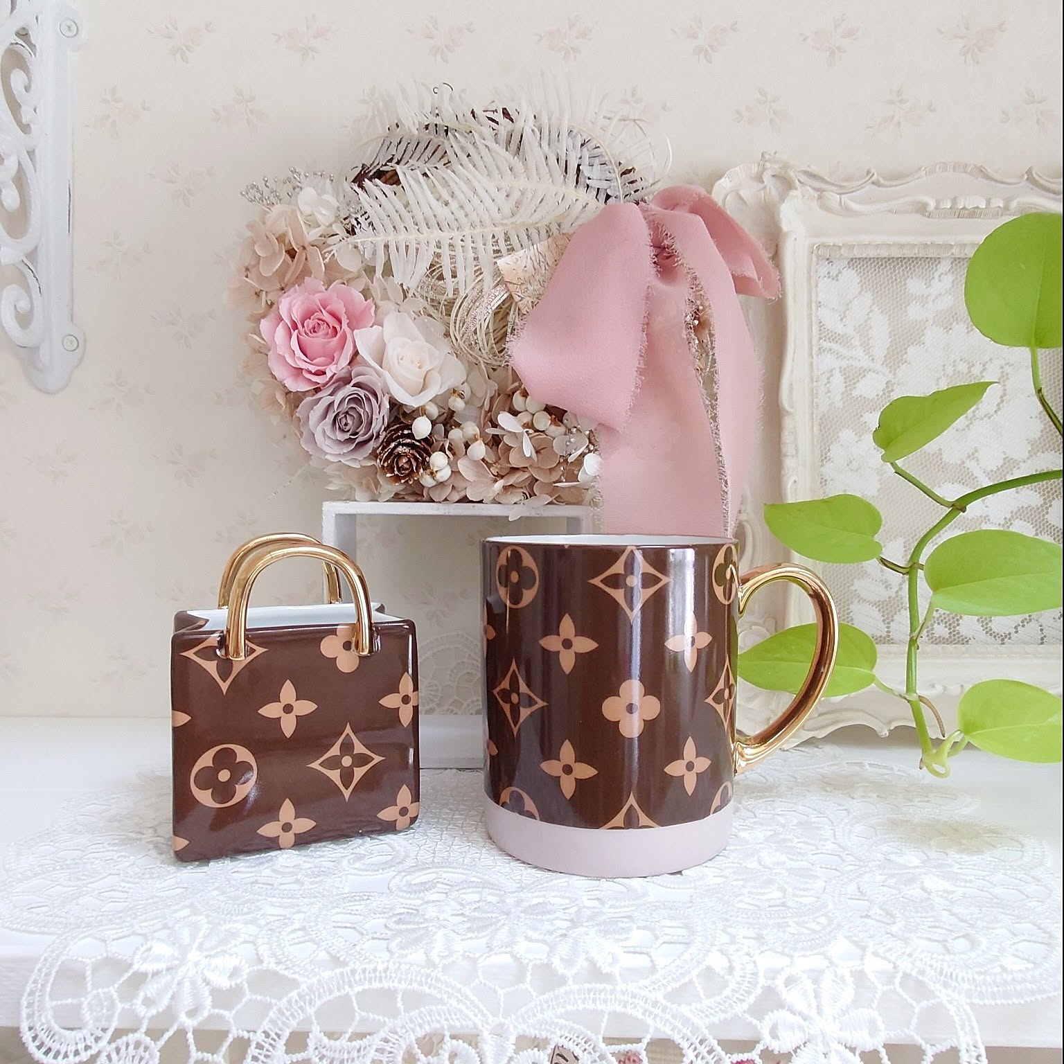美品★Louis Vuitton 洋書　ルイヴィトン　人気のインテリア その美しさに心奪われる ルイ・ヴィトン、アルマーニ / カーザ