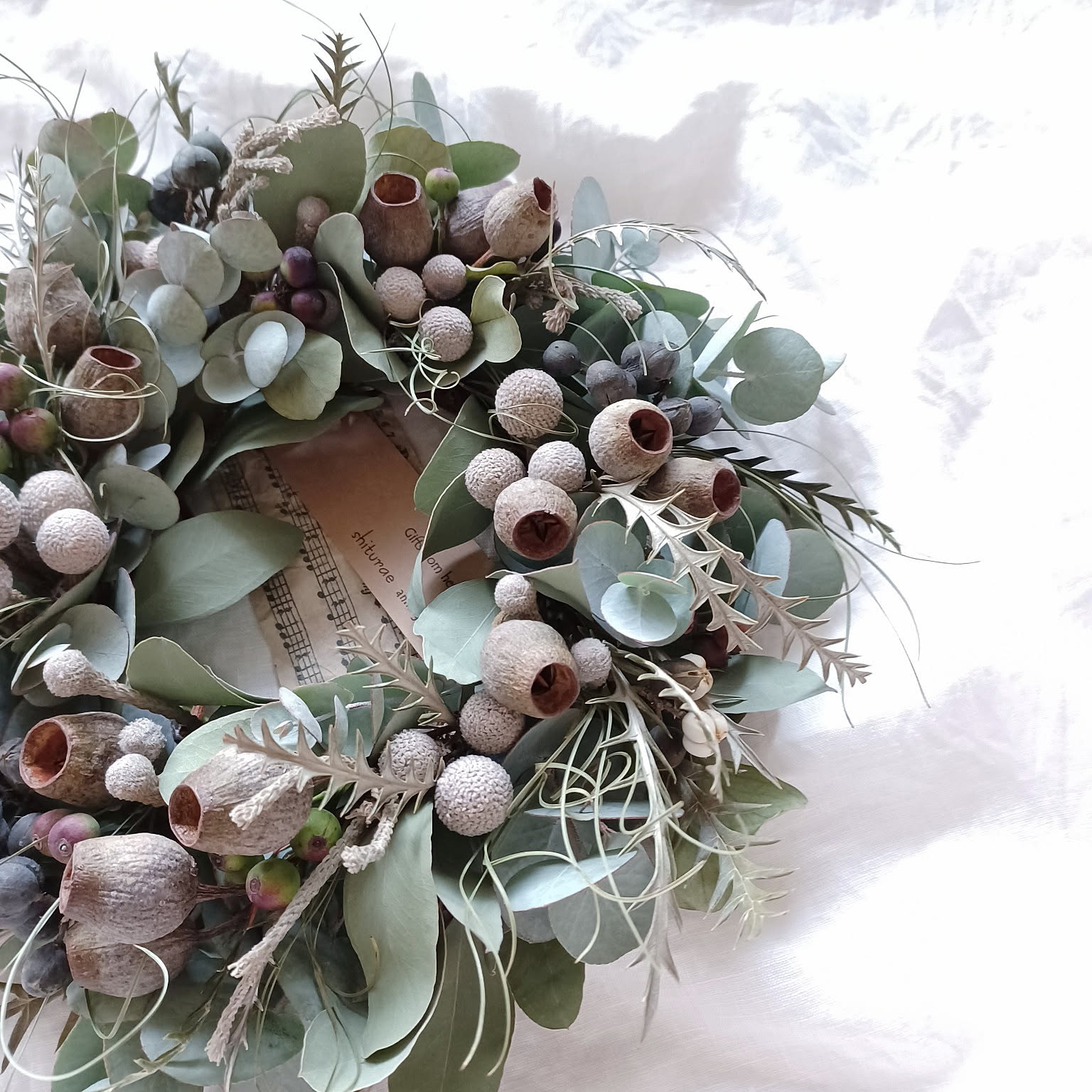 パンパスグラスの木　/ ベルガムナッツ　ドライフラワー　スワッグ　クリスマス ドライになりゆくスワッグ】パンパスグラスと針葉樹の自然の香り