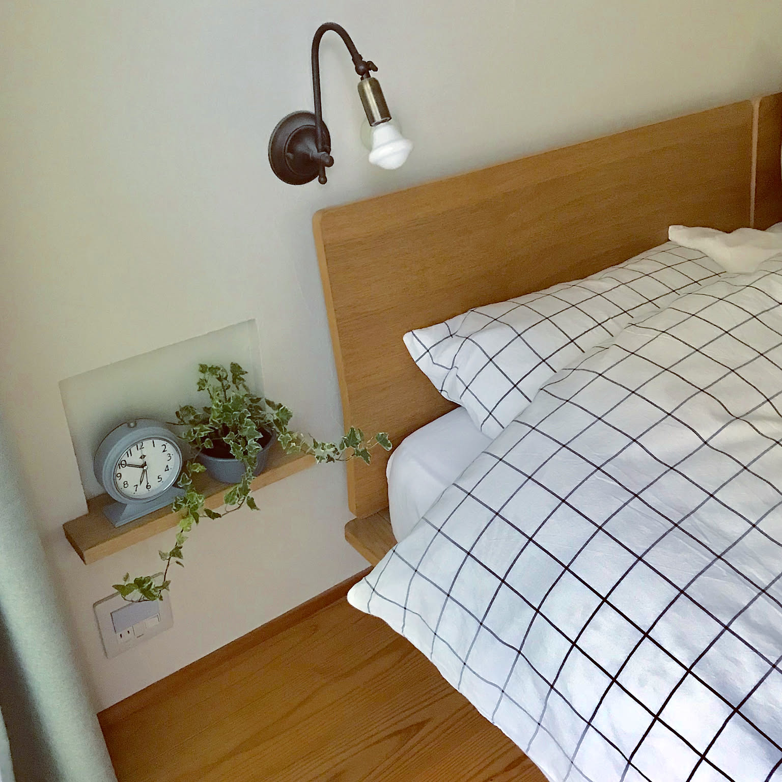 無印良品 ベッドヘッドボードのおすすめ商品とおしゃれな実例