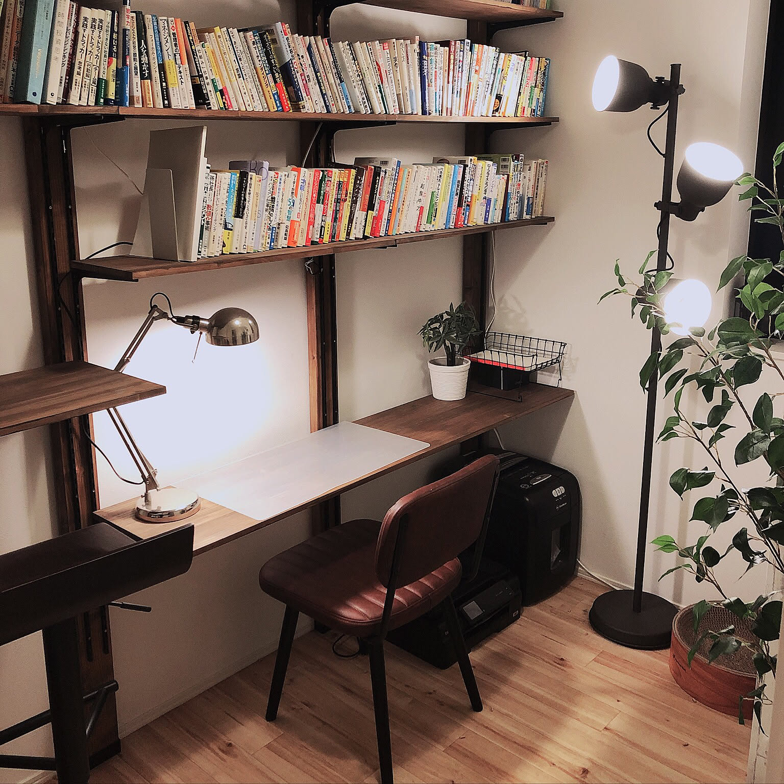 書斎本棚のおすすめ商品とおしゃれな実例 ｜ RoomClip（ルームクリップ）