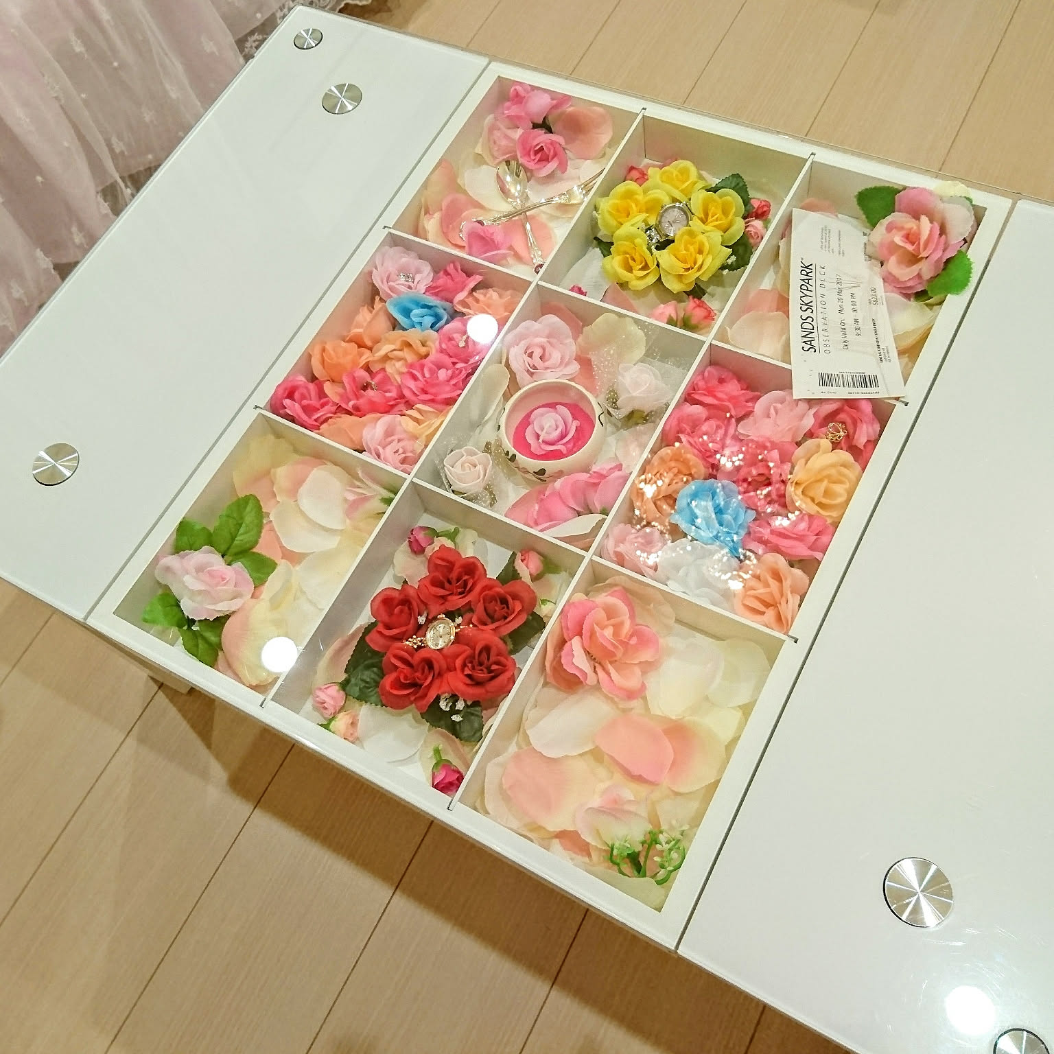 ドンキホーテ ガラステーブルのおすすめ商品とおしゃれな実例