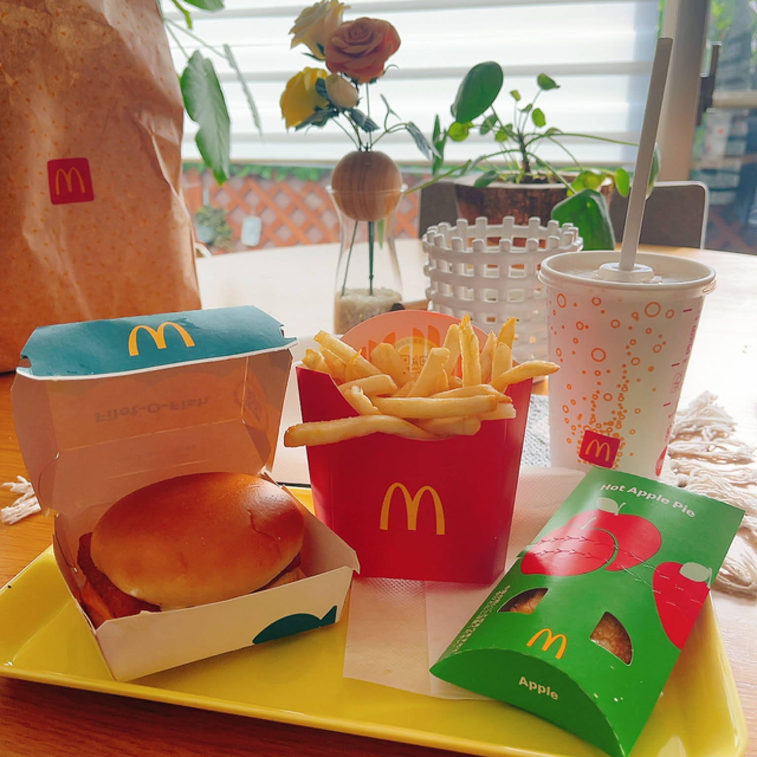 マクドナルド 紙コップのおすすめ商品とおしゃれな実例 ｜ RoomClip