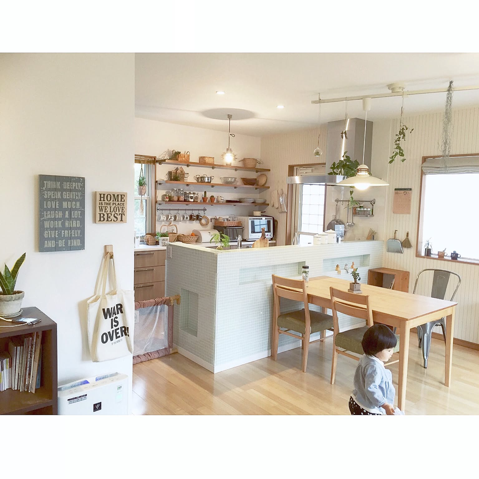 メタルチェアのおすすめ商品とおしゃれな実例 ｜ RoomClip（ルーム