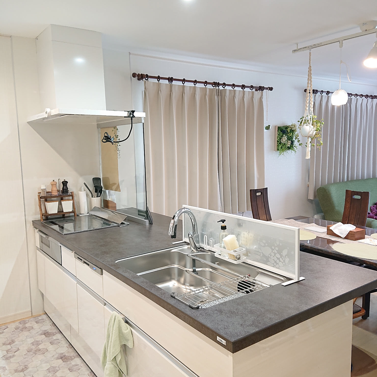 キッチン ダブルサポートシンクのインテリア実例 ｜ RoomClip