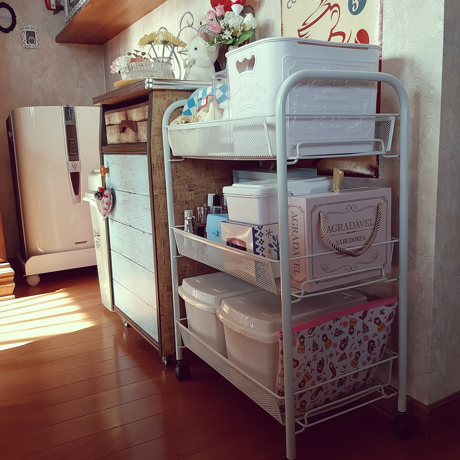 DIY キャスター付き　ネイルワゴン　ジェル収納　大容量 収納】100均ジェルがぴったり収まる！便利なワゴンでネイル