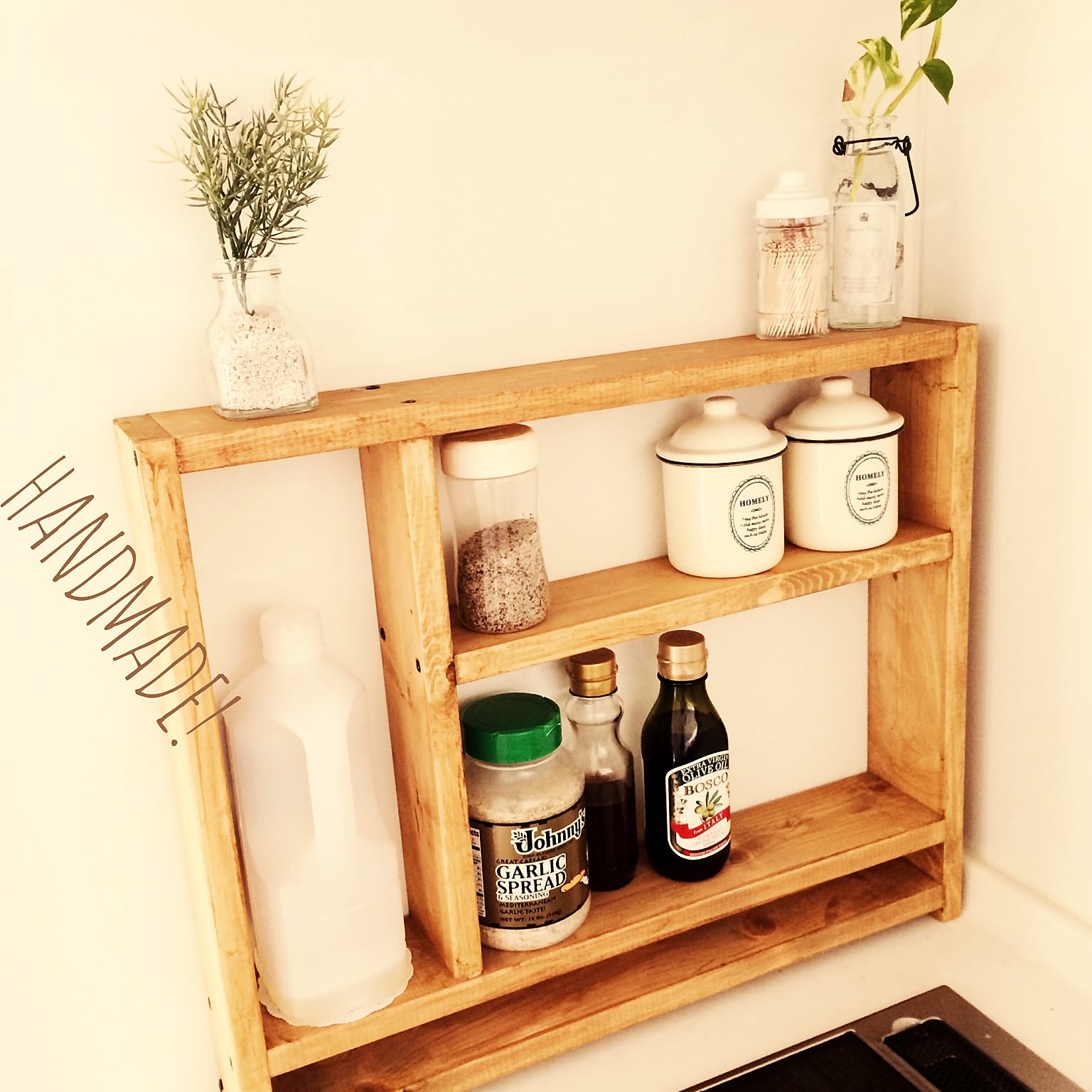 DIY] Picture bookshelf made of 1 x 4 materials Magazine rack