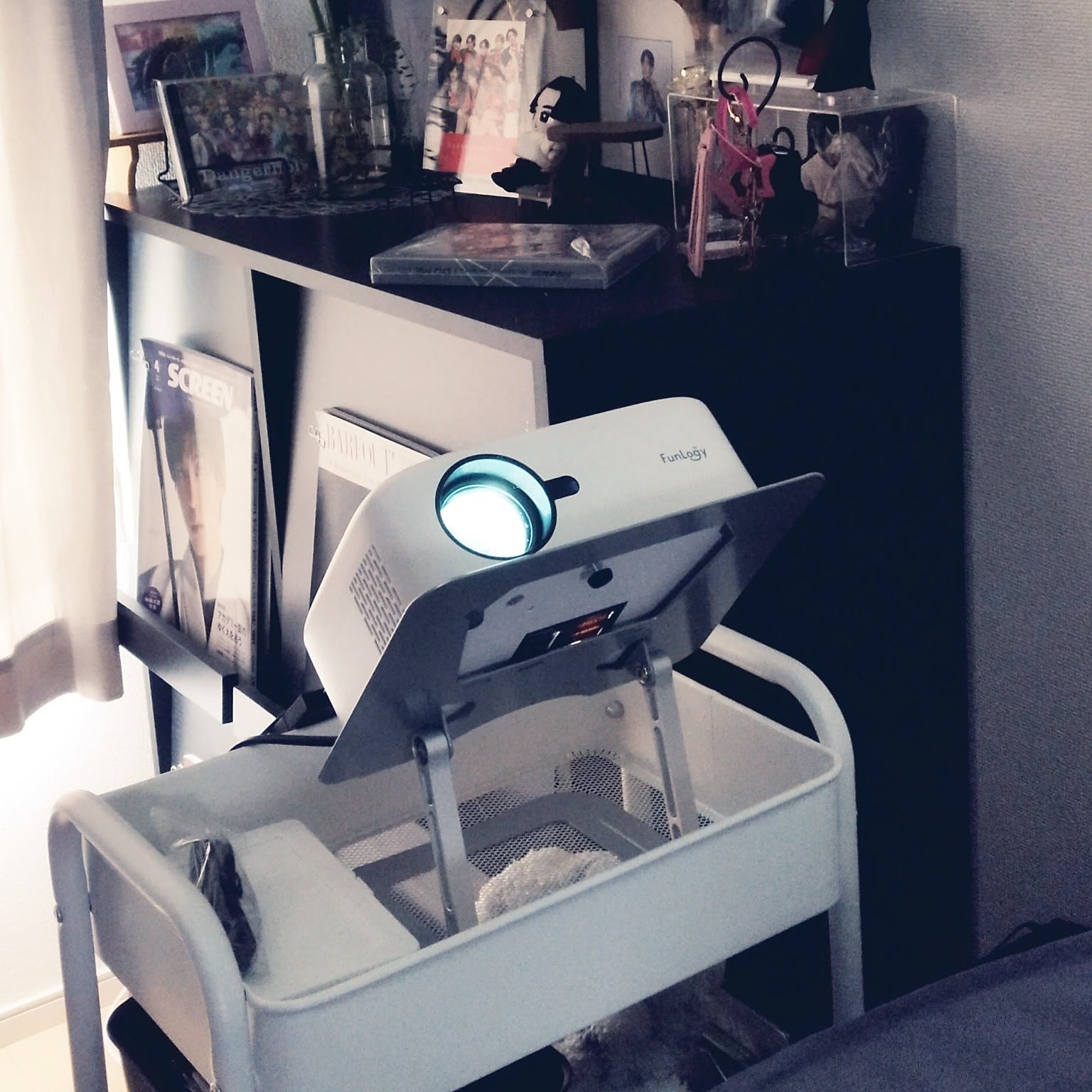 プロジェクター Amazon Fire TV Stickのおしゃれなアレンジ・飾り方の