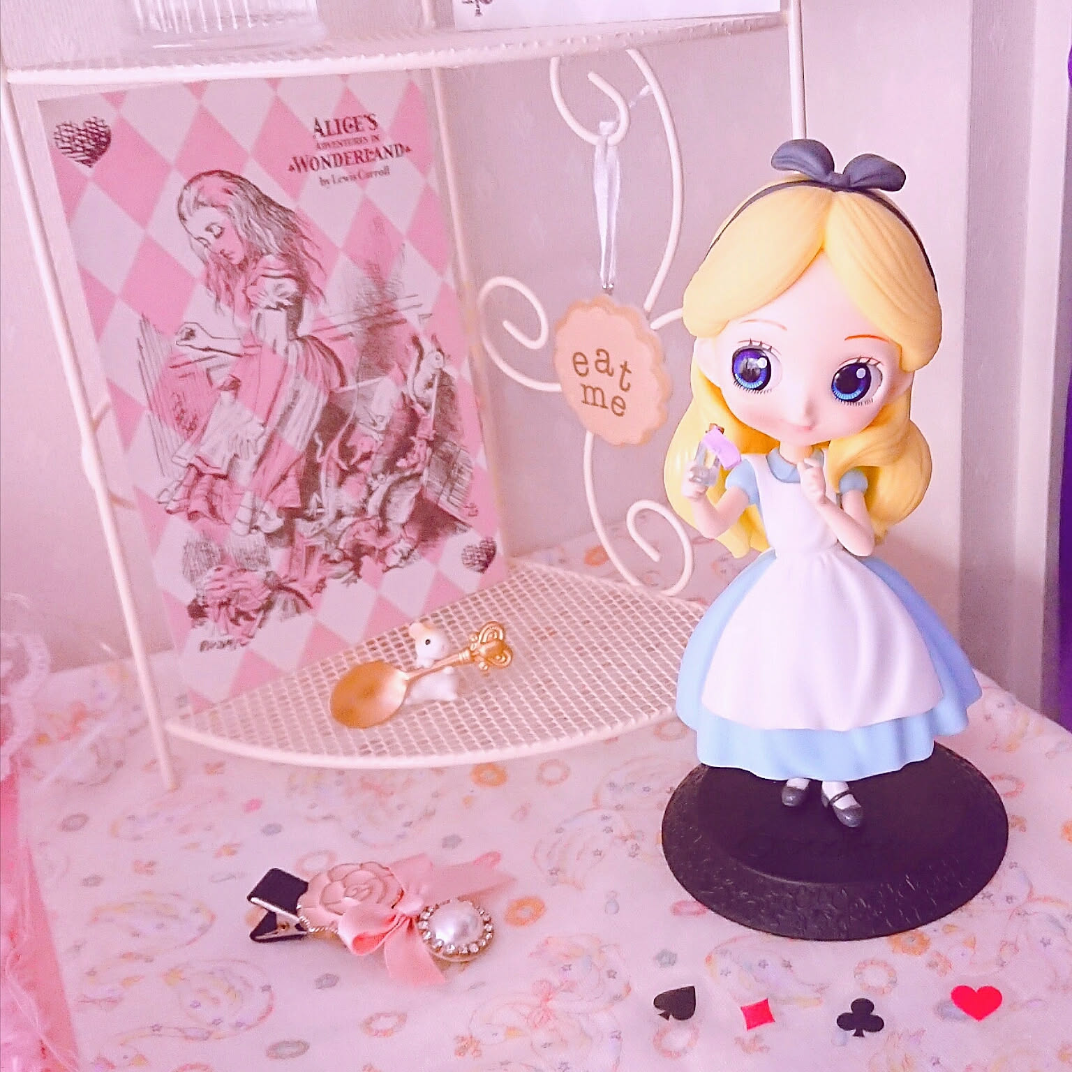 玄関/入り口/熊本地震/フィギュア/ふしぎの国のアリス/ディズニーの