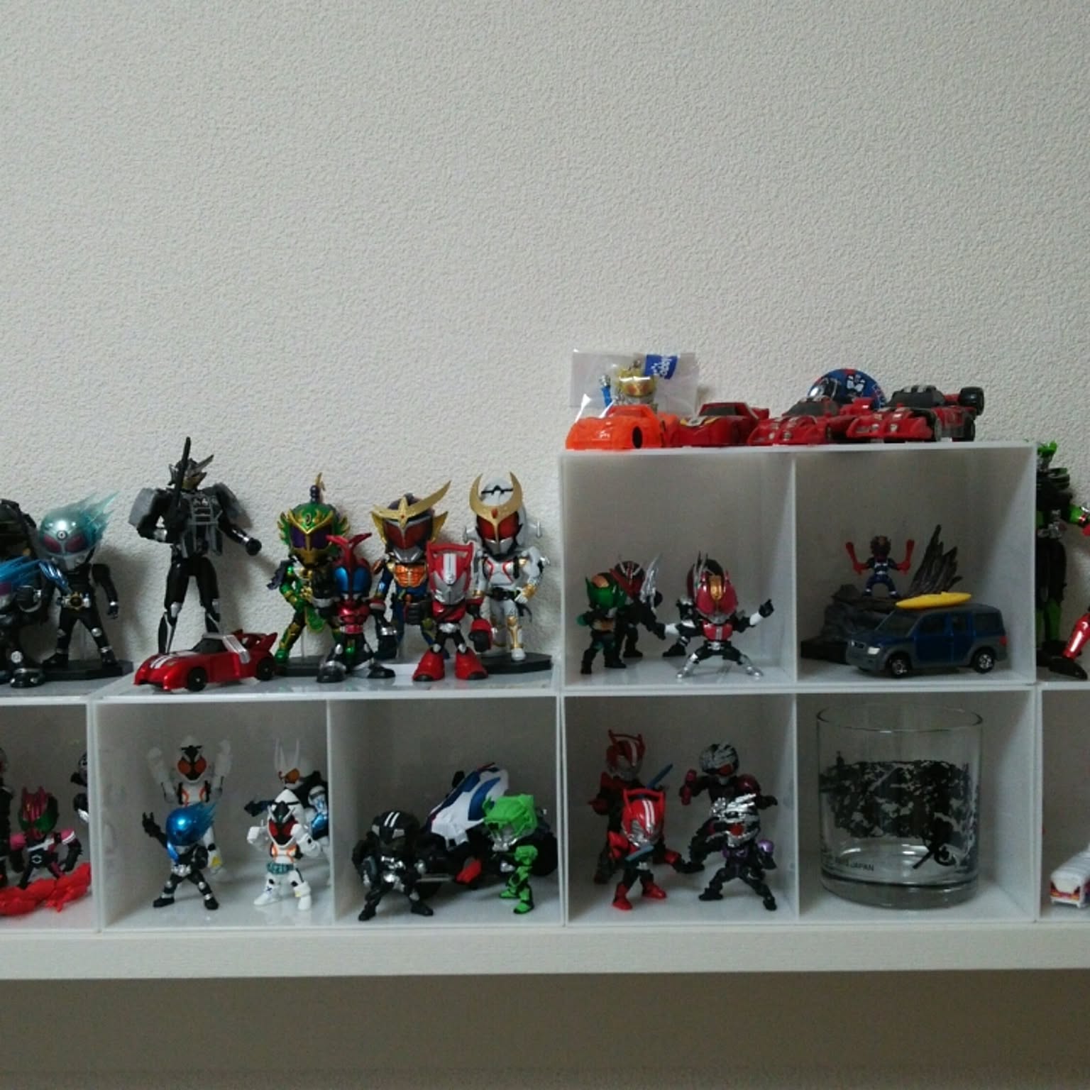 おもちゃ箱整理　ガチャガチャ色々昭和のヒーロー達まとめ売り！ おもちゃ箱整理 ガチャガチャ色々昭和のヒーロー達まとめ売り