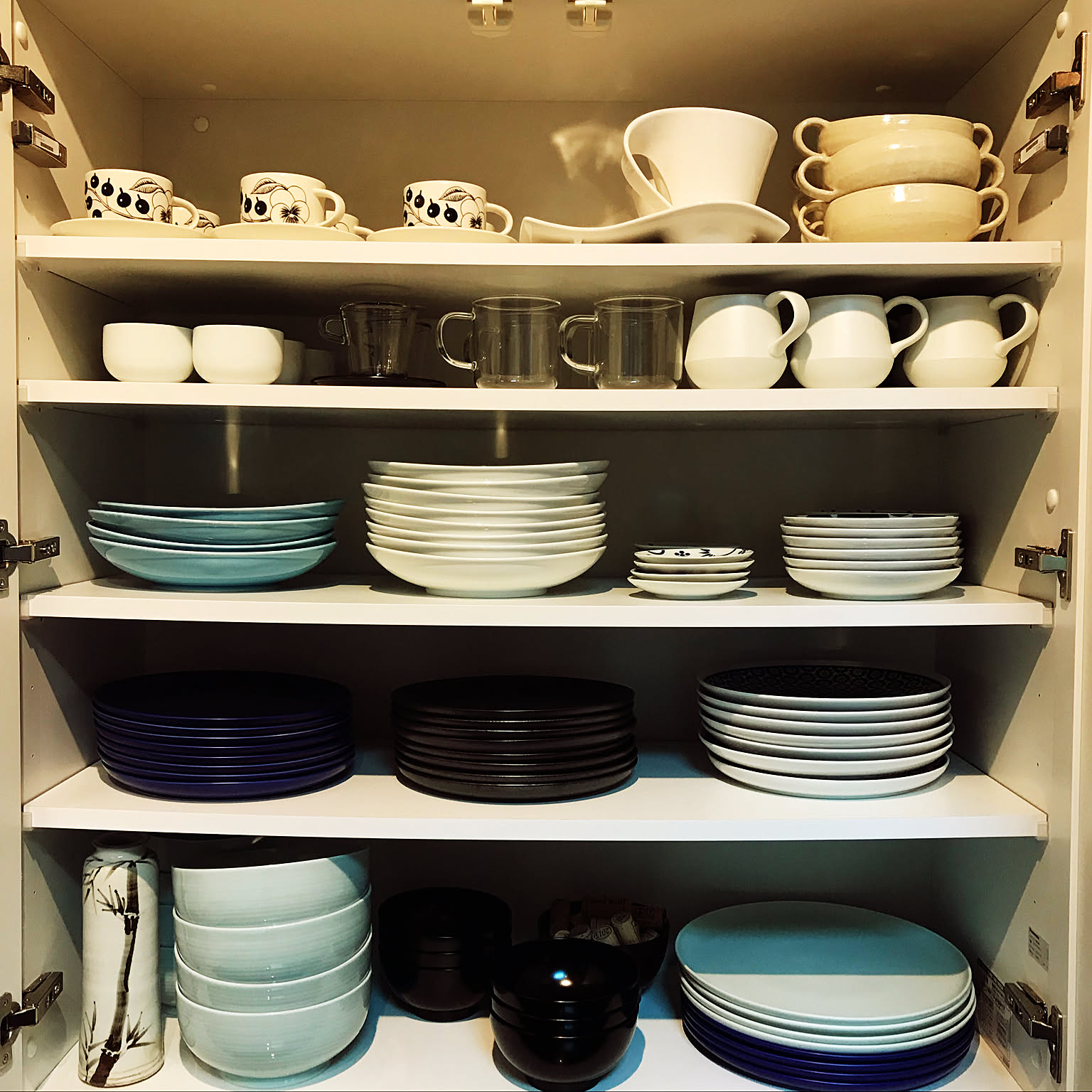 アラビア 食器棚収納のアイデア・おすすめ商品・おしゃれな実例