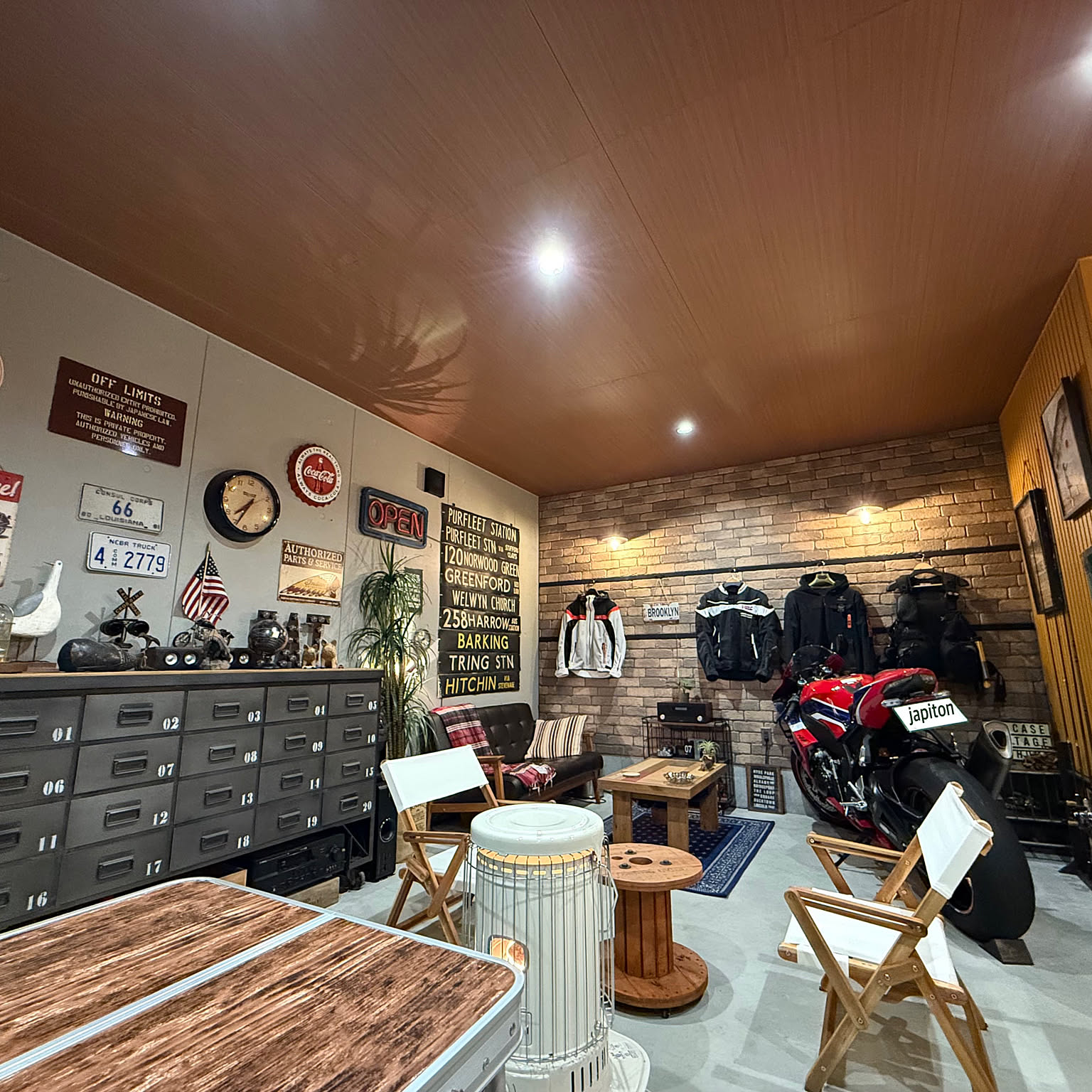 新品未使用！レッドブル冷蔵庫 お部屋に インテリア 新品未使用！レッドブル冷蔵庫 お部屋に インテリア 新品未使用