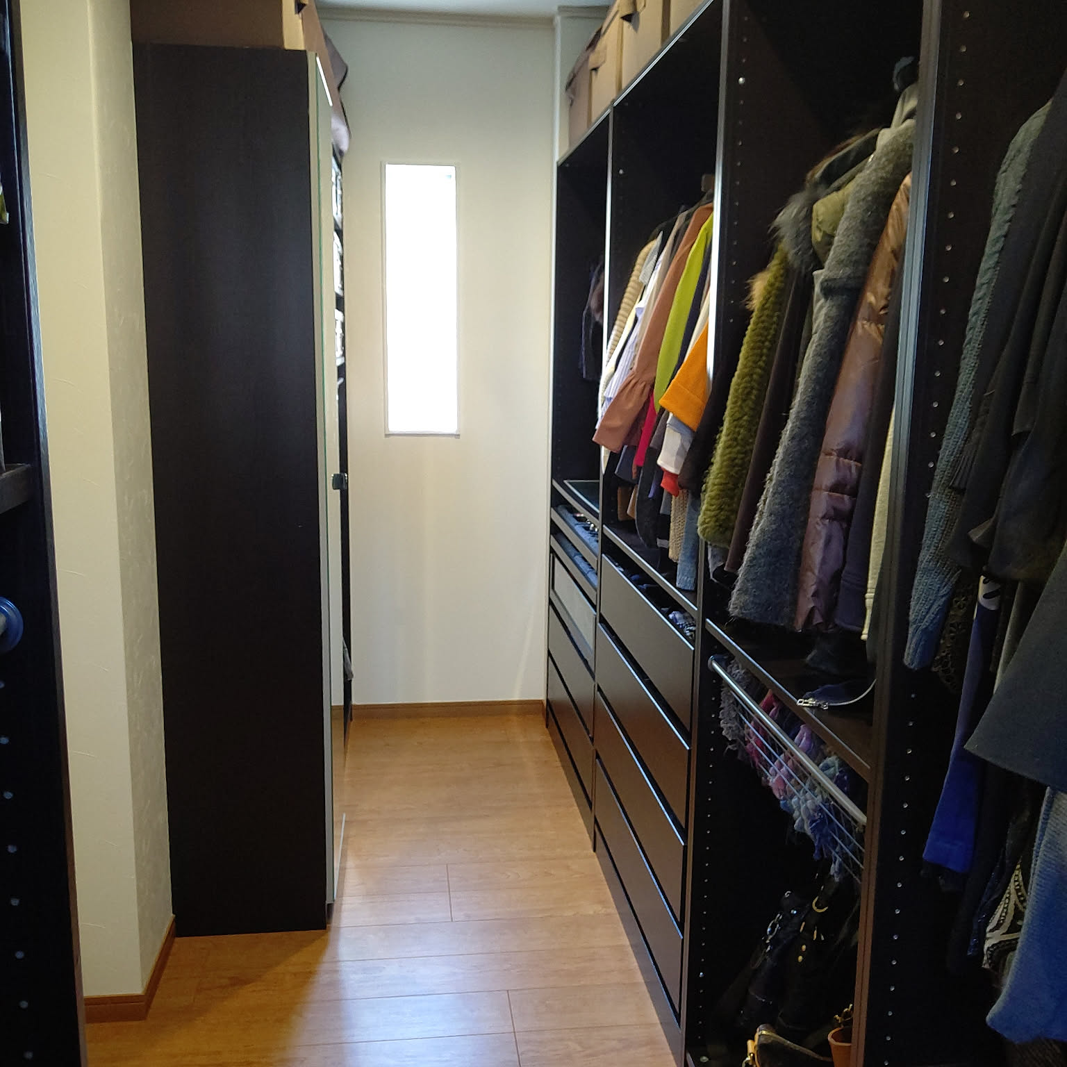 ウォークインクローゼット ダークブラウンのおすすめ商品とおしゃれな