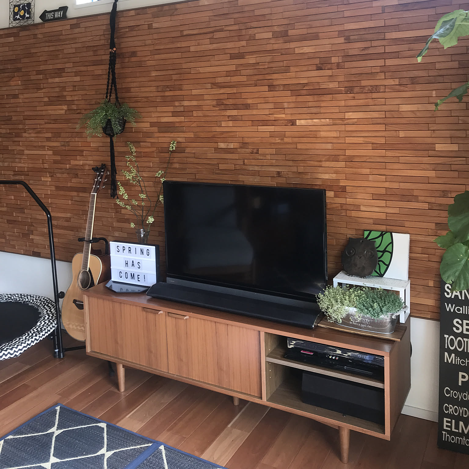 テレビボード ウッドタイルのおすすめ商品とおしゃれな実例