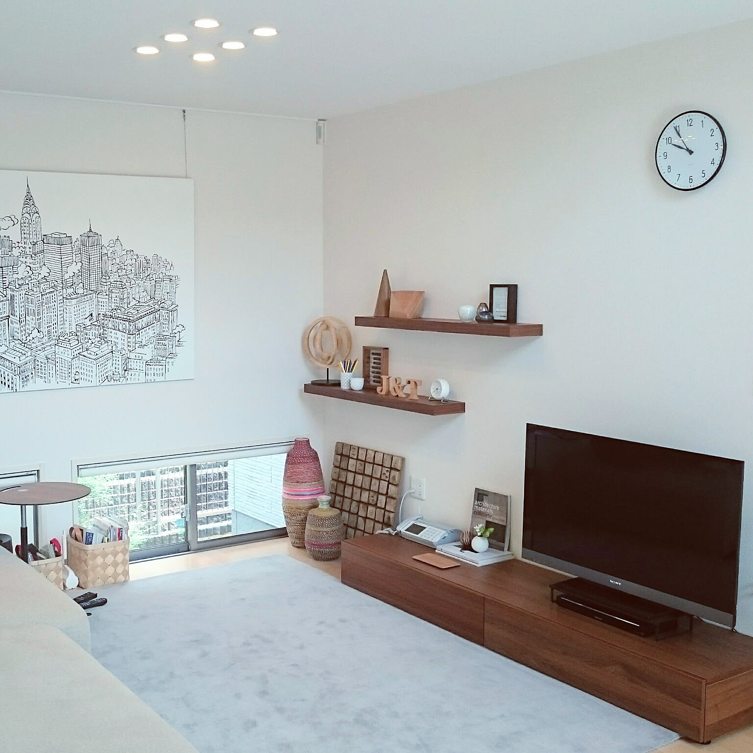 ボーコンセプト　テレビ台 モダンな白いTVユニット | 今すぐ購入 | ボーコンセプト