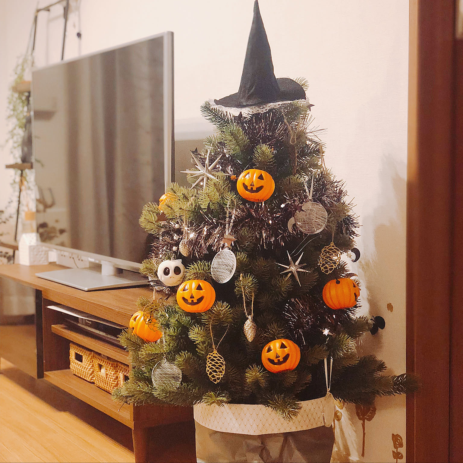 ナイトメア・ビフォア・クリスマス クリスマスツリー 約45cm LED付き