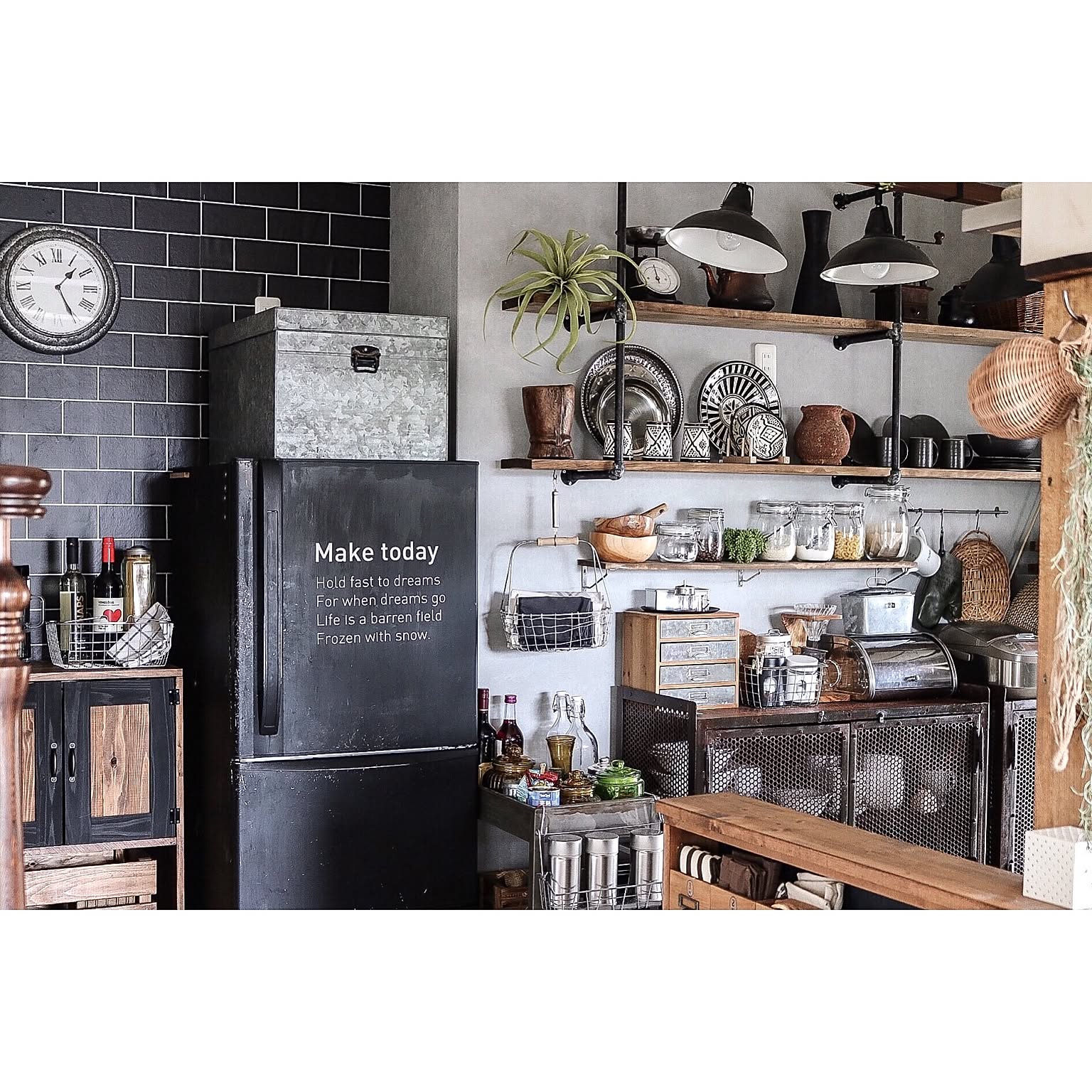 52975b3c0e2f81d020e7746057415b