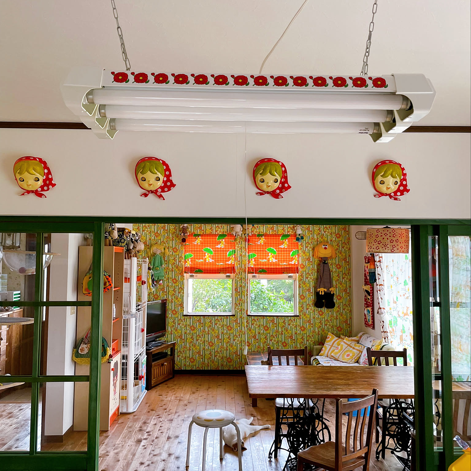 蛍光灯 昭和レトロのおすすめ商品とおしゃれな実例 ｜ RoomClip