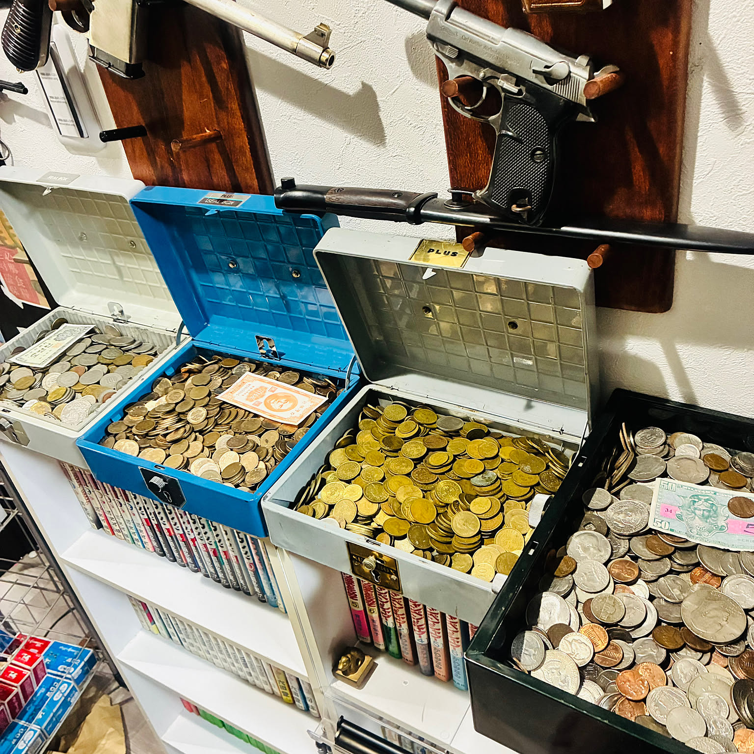 貯金箱 貯金箱代わりのおすすめ商品とおしゃれな実例 ｜ RoomClip（ルームクリップ）