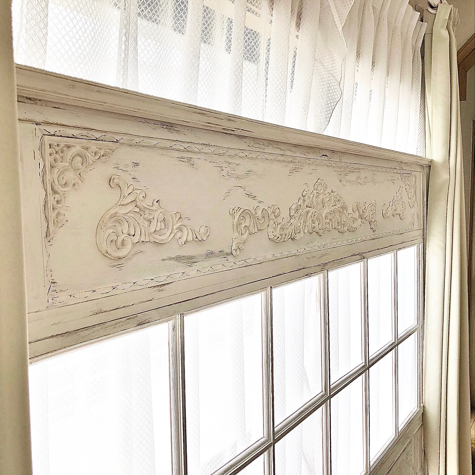 シャビーシック 窓　格子窓　ホワイトペイント シャビーシック 窓 格子窓 ホワイトペイント