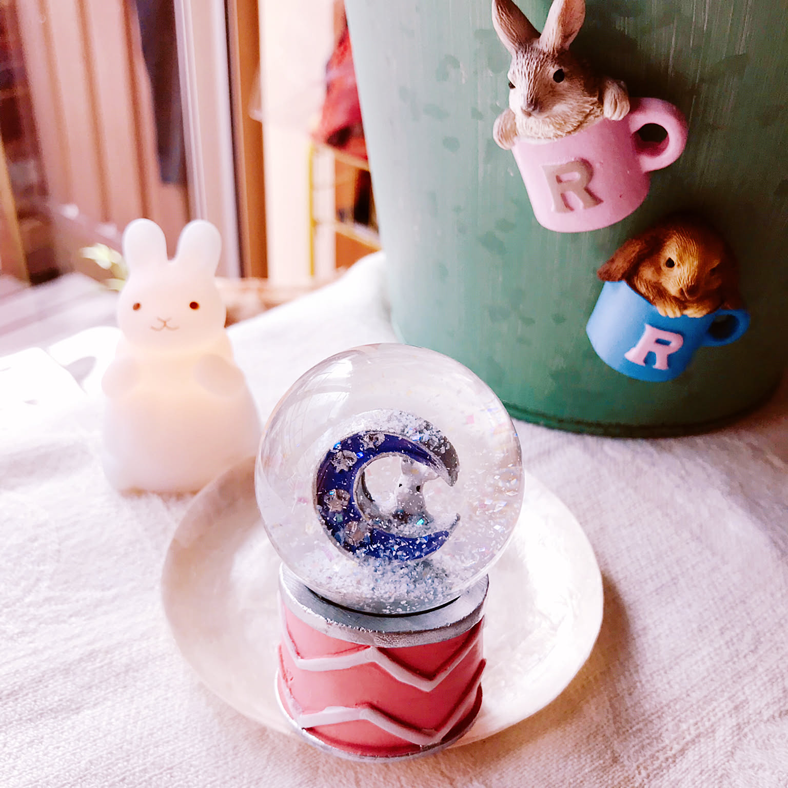 スノードーム うさぎ雑貨のおすすめ商品とおしゃれな実例 ｜ RoomClip