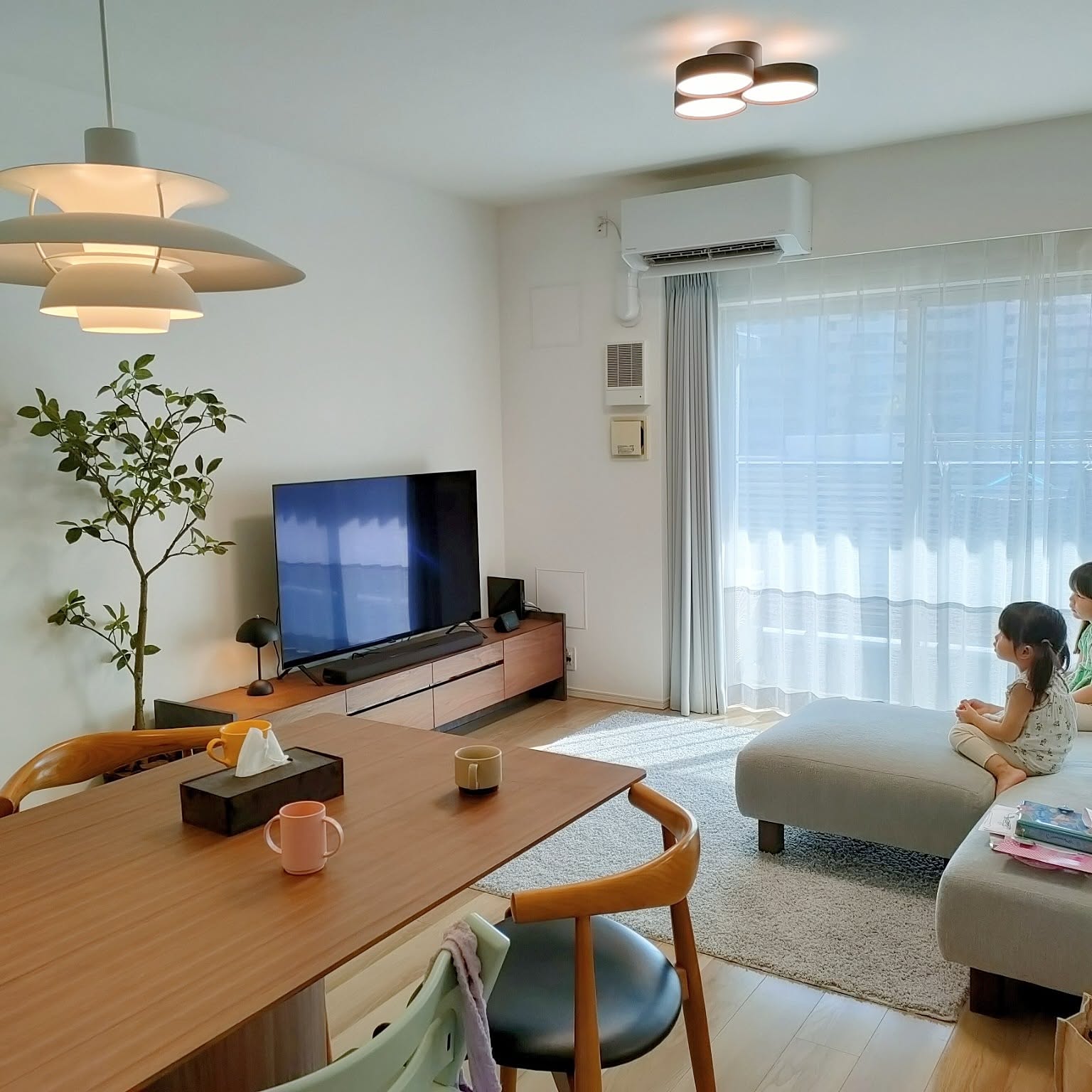 リビング/テレビ台/テレビ/エアコン/リビングダイニングなどの