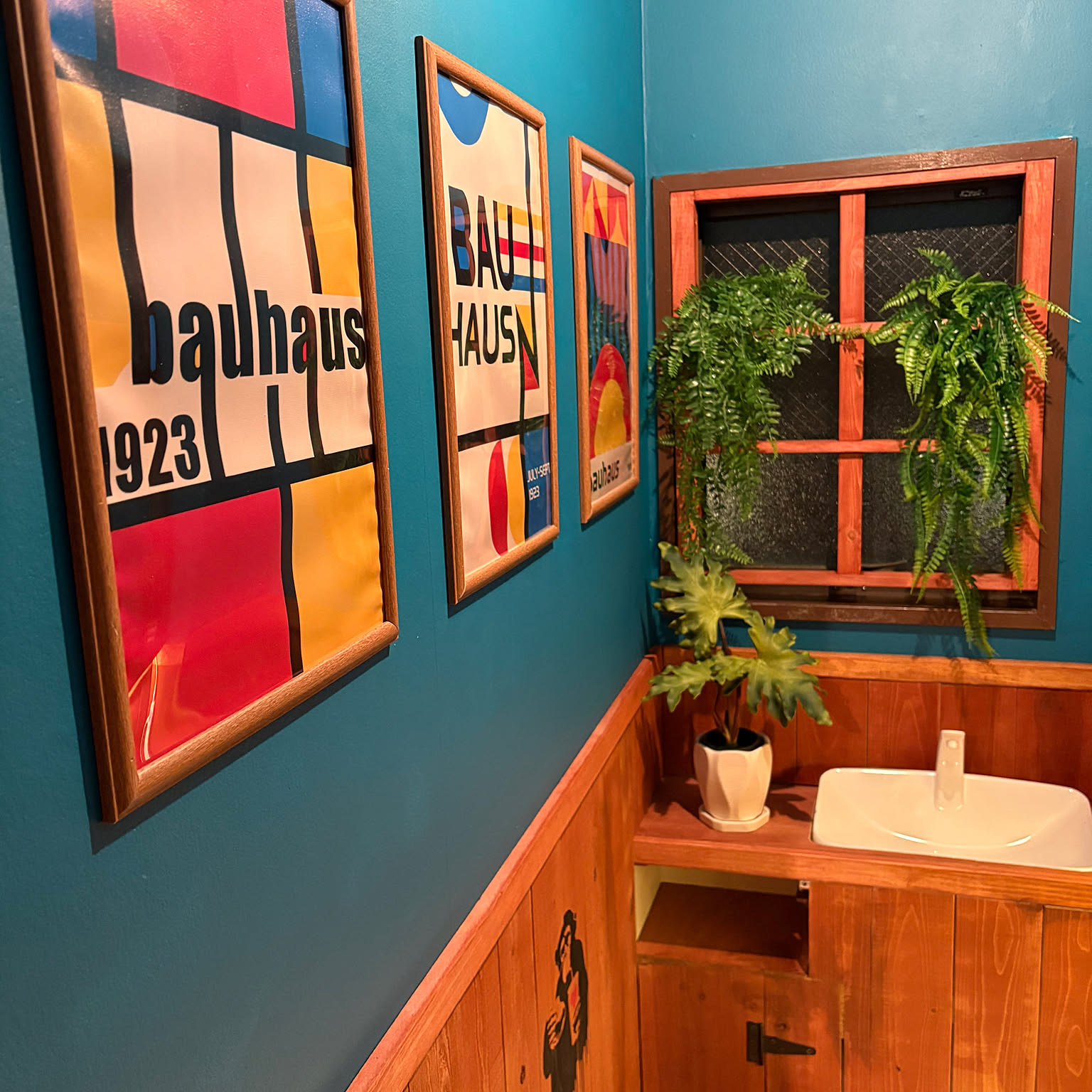 バウハウスポスターのおすすめ商品とおしゃれな実例 ｜ RoomClip