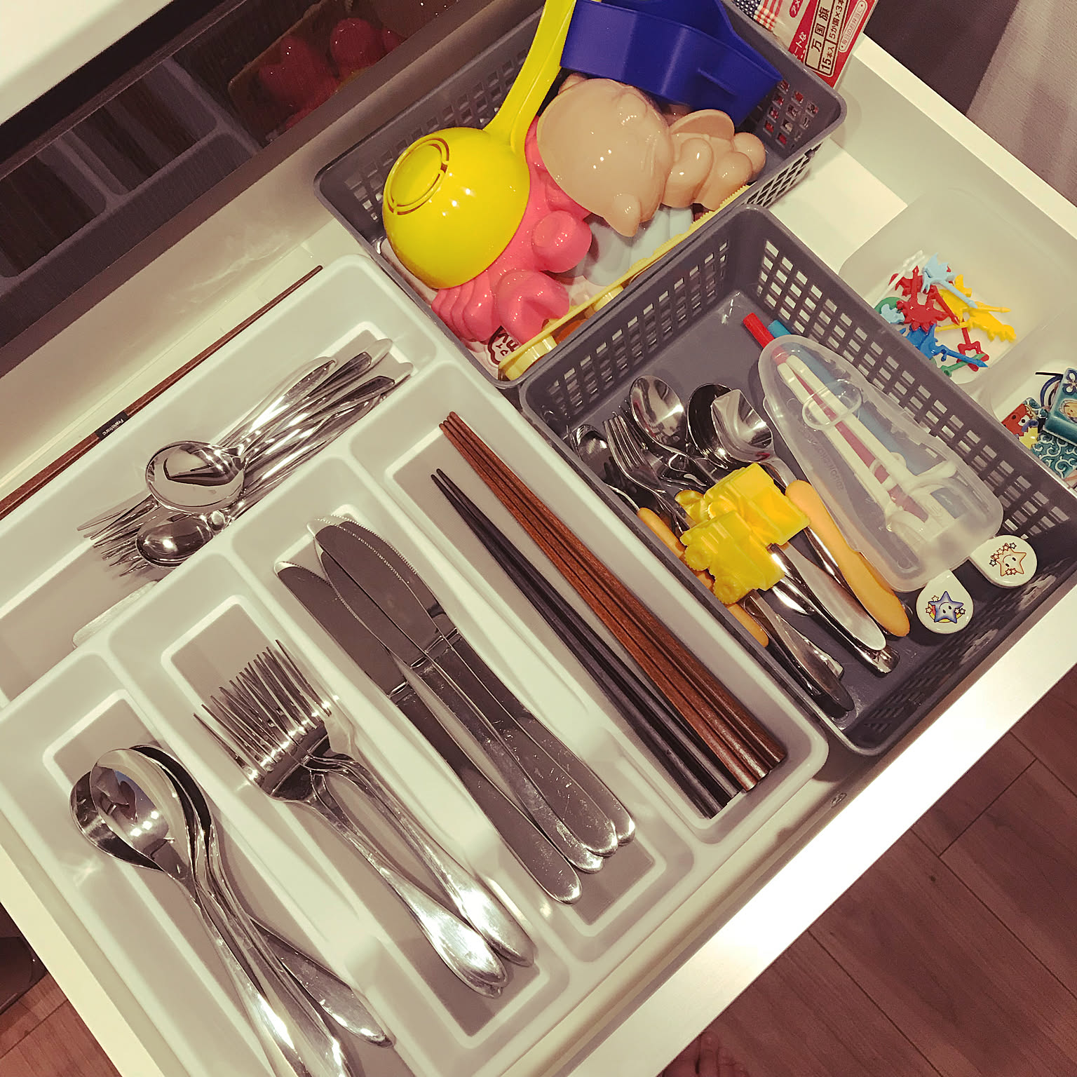 食器棚 ACTUS(アクタス)のおすすめ商品とおしゃれな実例 ｜ RoomClip