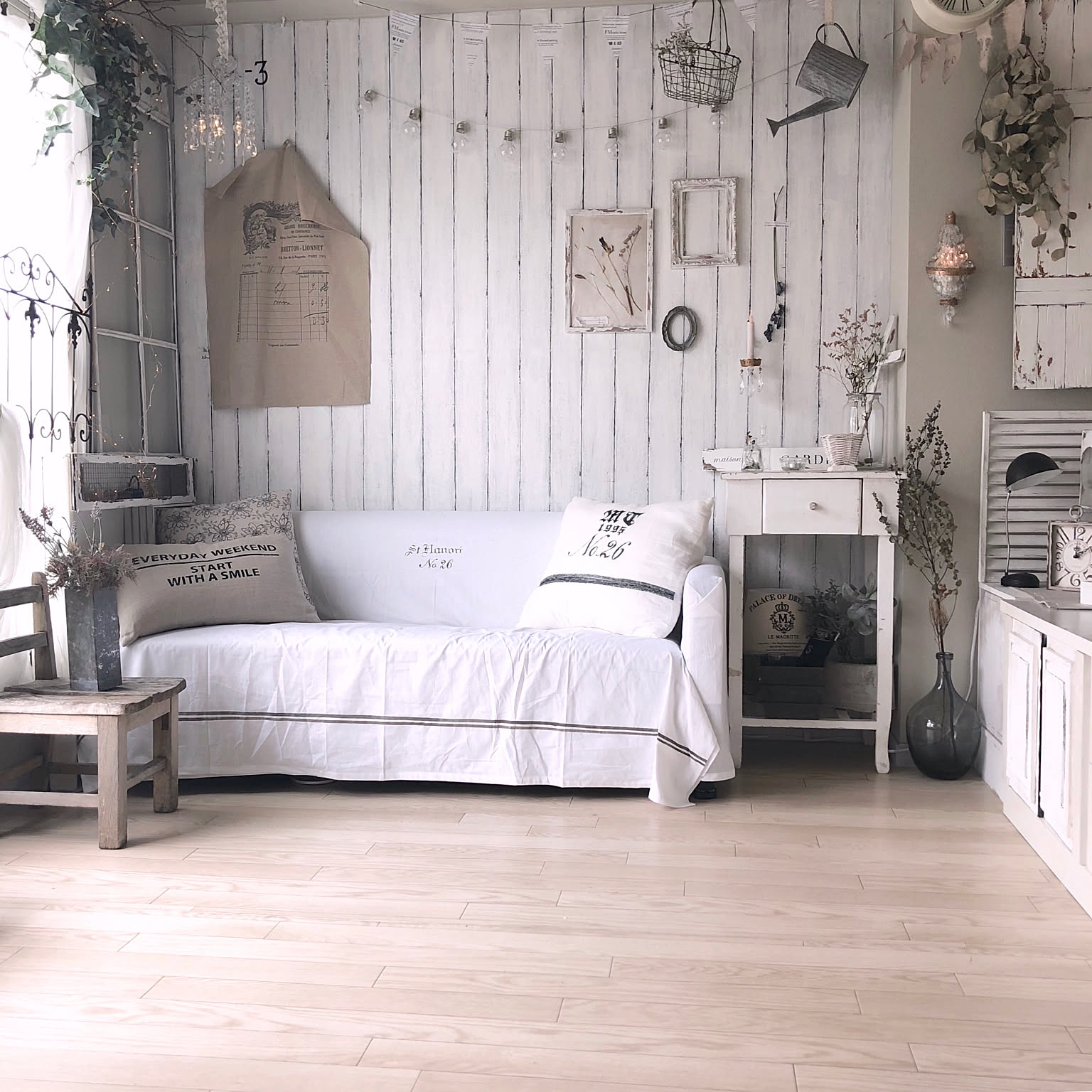 ホワイトシャビーのインテリア実例 ｜ RoomClip（ルームクリップ）