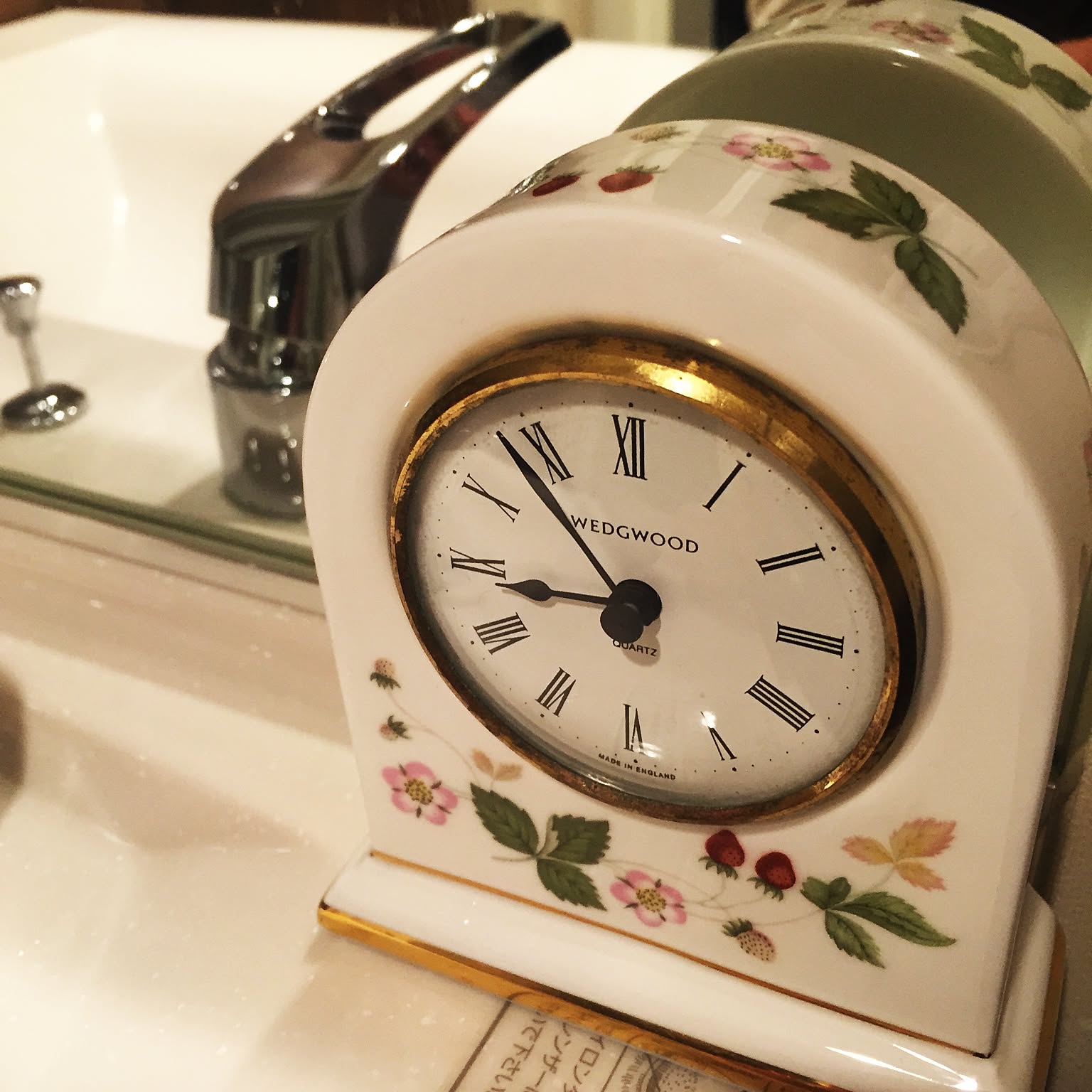 ウェッジウッド ❤︎置き時計 英国ウェッジウッド ジャスパー レリーフ キューピッド セラミック