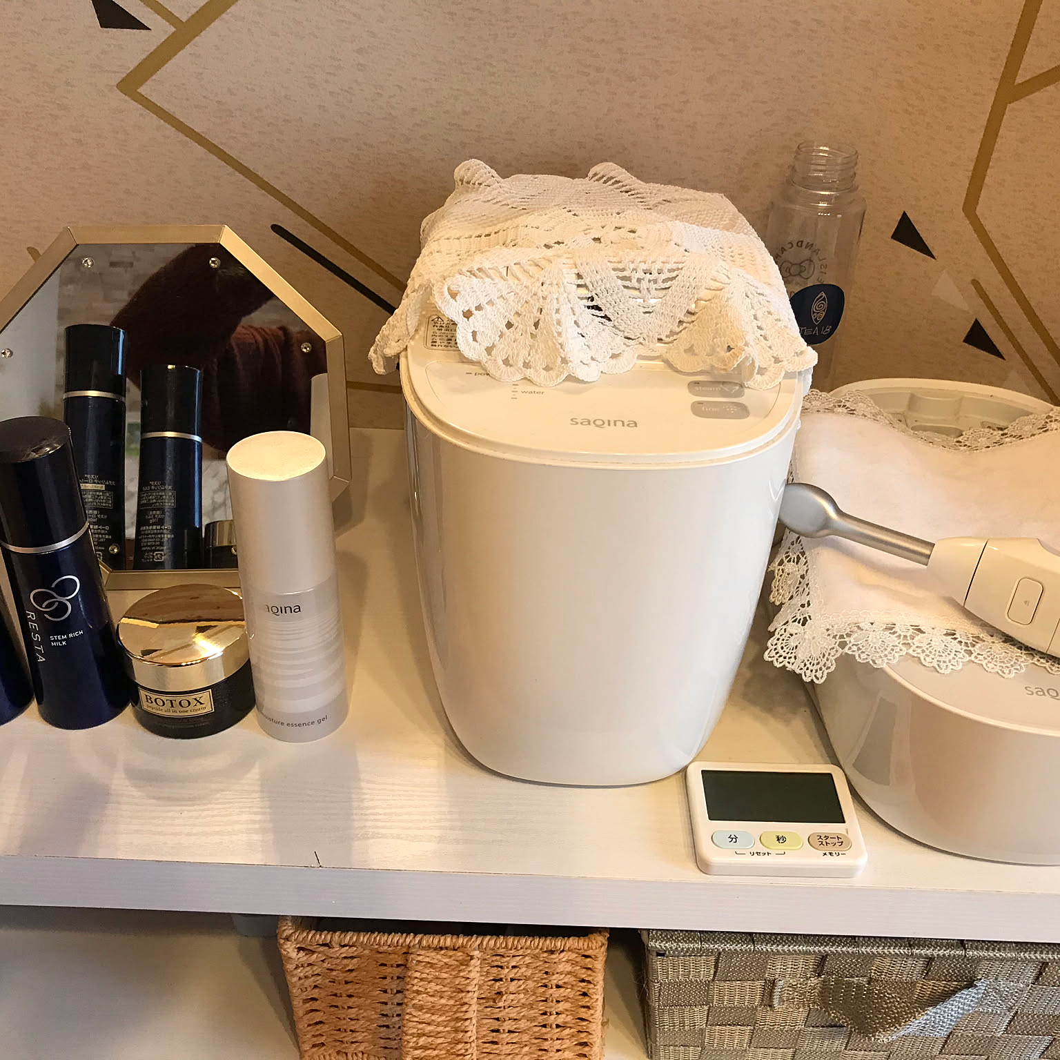 sagina 美顔器 収納ケース・ミラー付き sagina 美顔器 収納ケース・ミラー付き - メルカリ
