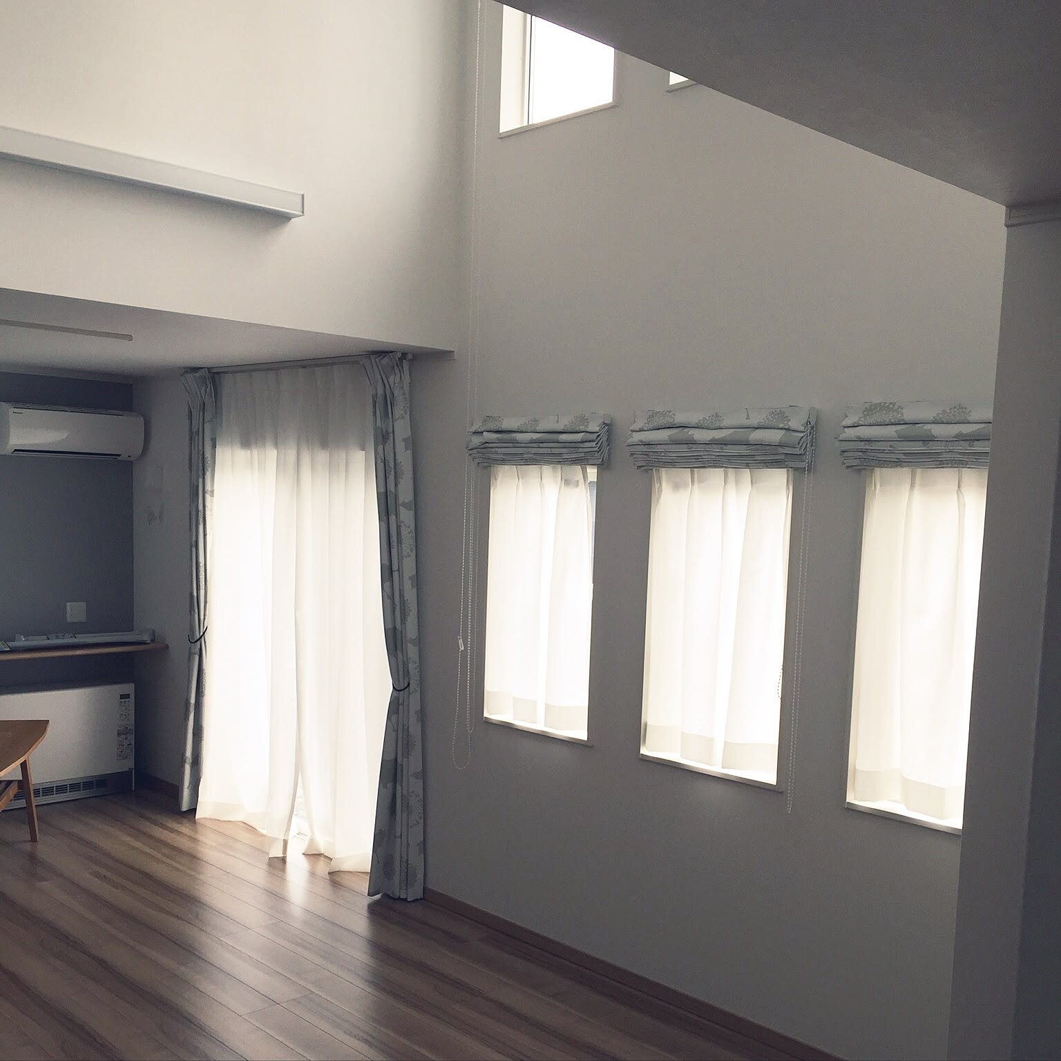 掃き出し窓カーテンのおすすめ商品とおしゃれな実例 | RoomClip 掃き出し窓カーテンのおすすめ商品とおしゃれな実例 | RoomClip