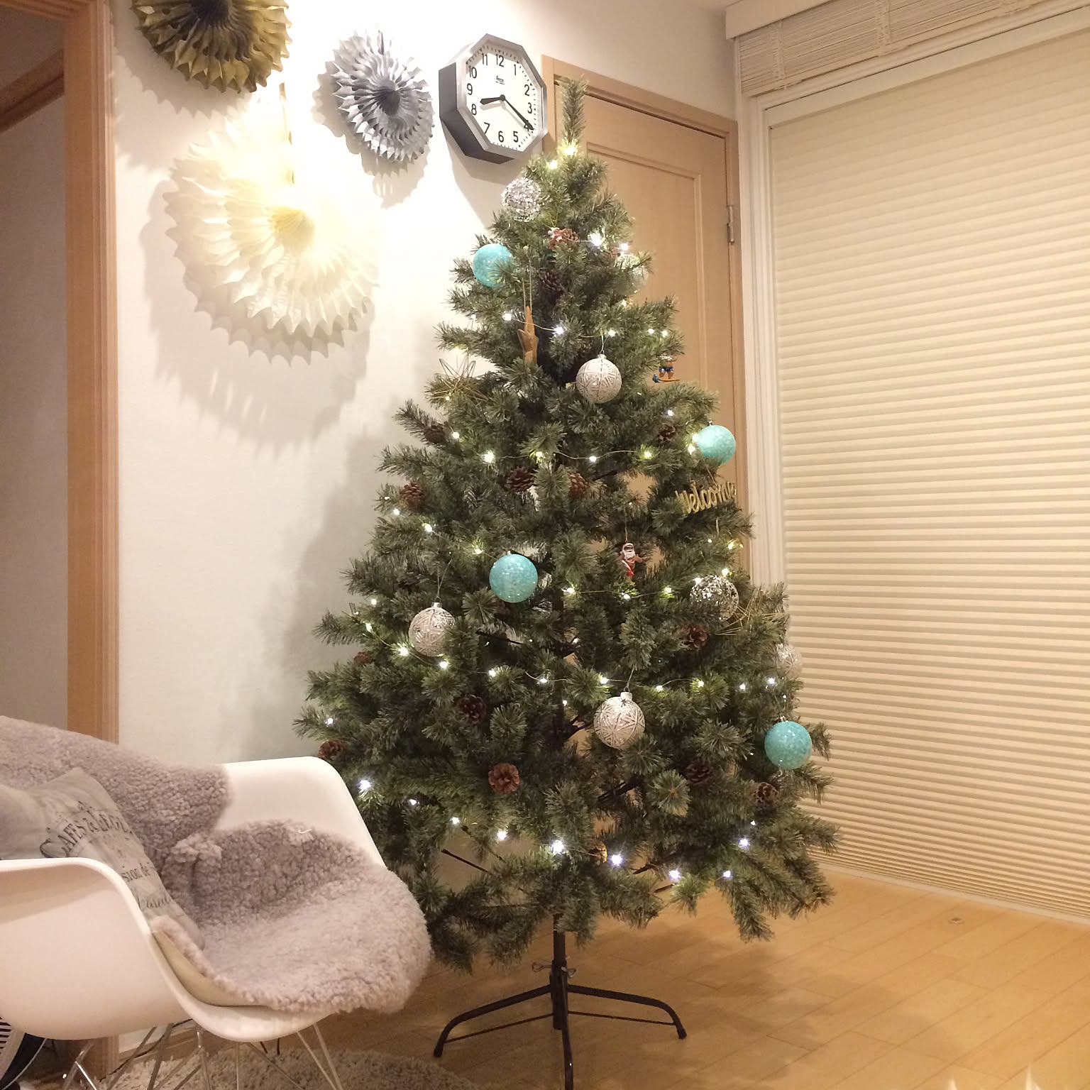 クリスマスツリー ブルー系のおすすめ商品とおしゃれな実例