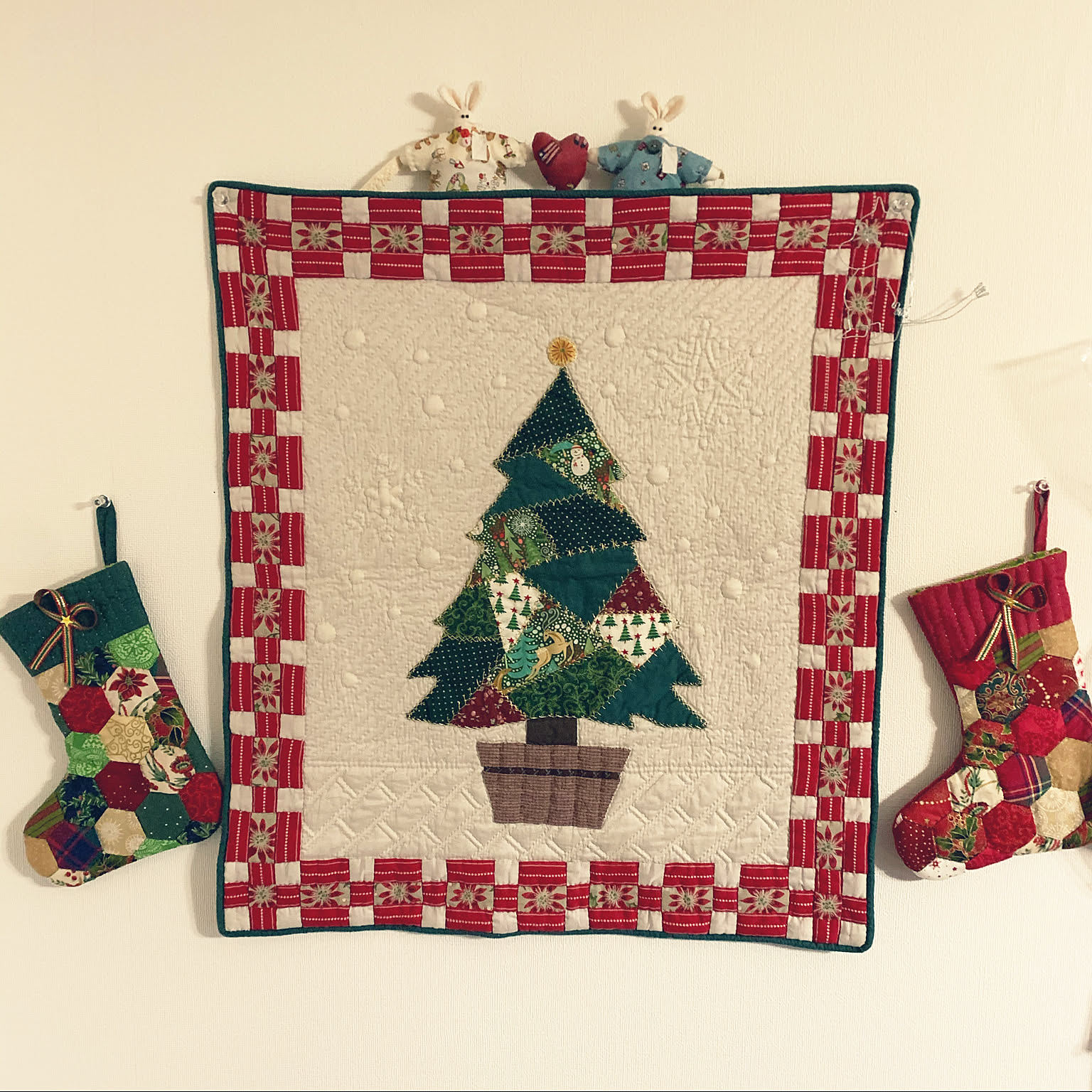 パッチワーク　クリスマス　壁掛け収納ポケット　MANYさんの作品 パッチワーク クリスマス 壁掛け収納ポケット MANYさんの作品
