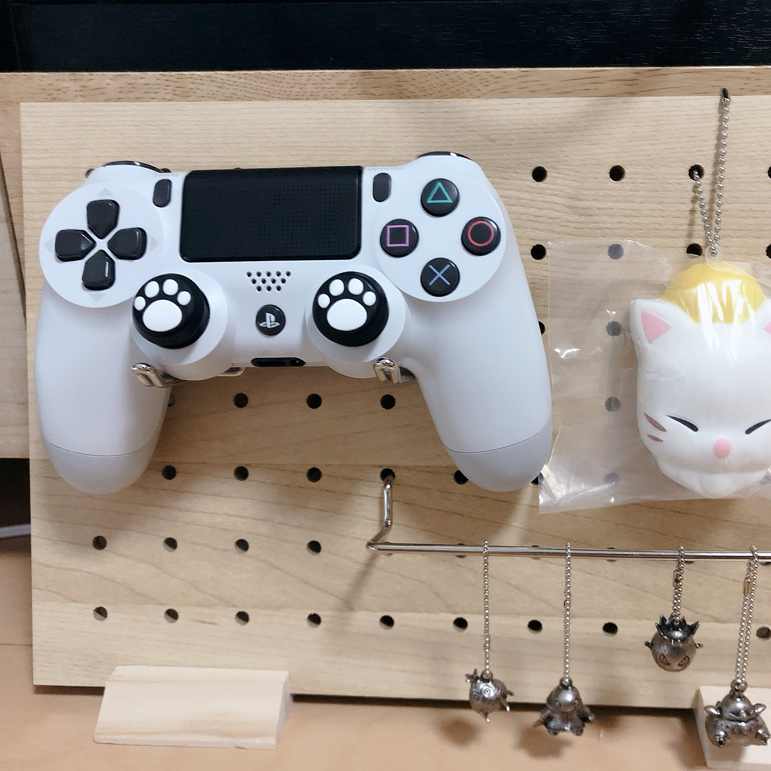 コントローラー収納 PS4のアイデア・おすすめ商品・おしゃれな実例  