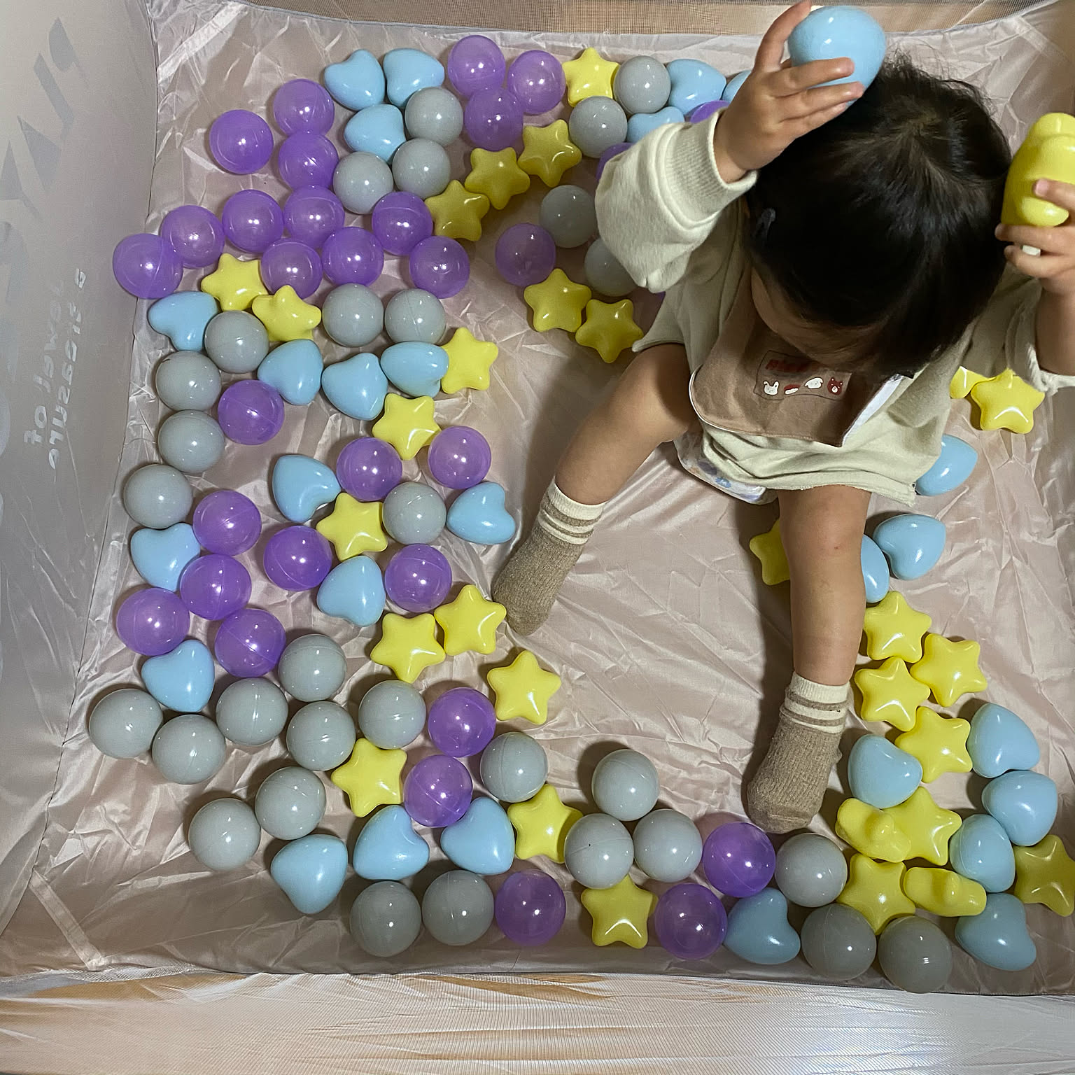 送料無料・子供大喜び・大人気お部屋遊べる・ビッグボールプール・トンネルで連結・折りたためる ボールハウス（大型遊具｜スポーツトイ・アクショントイ