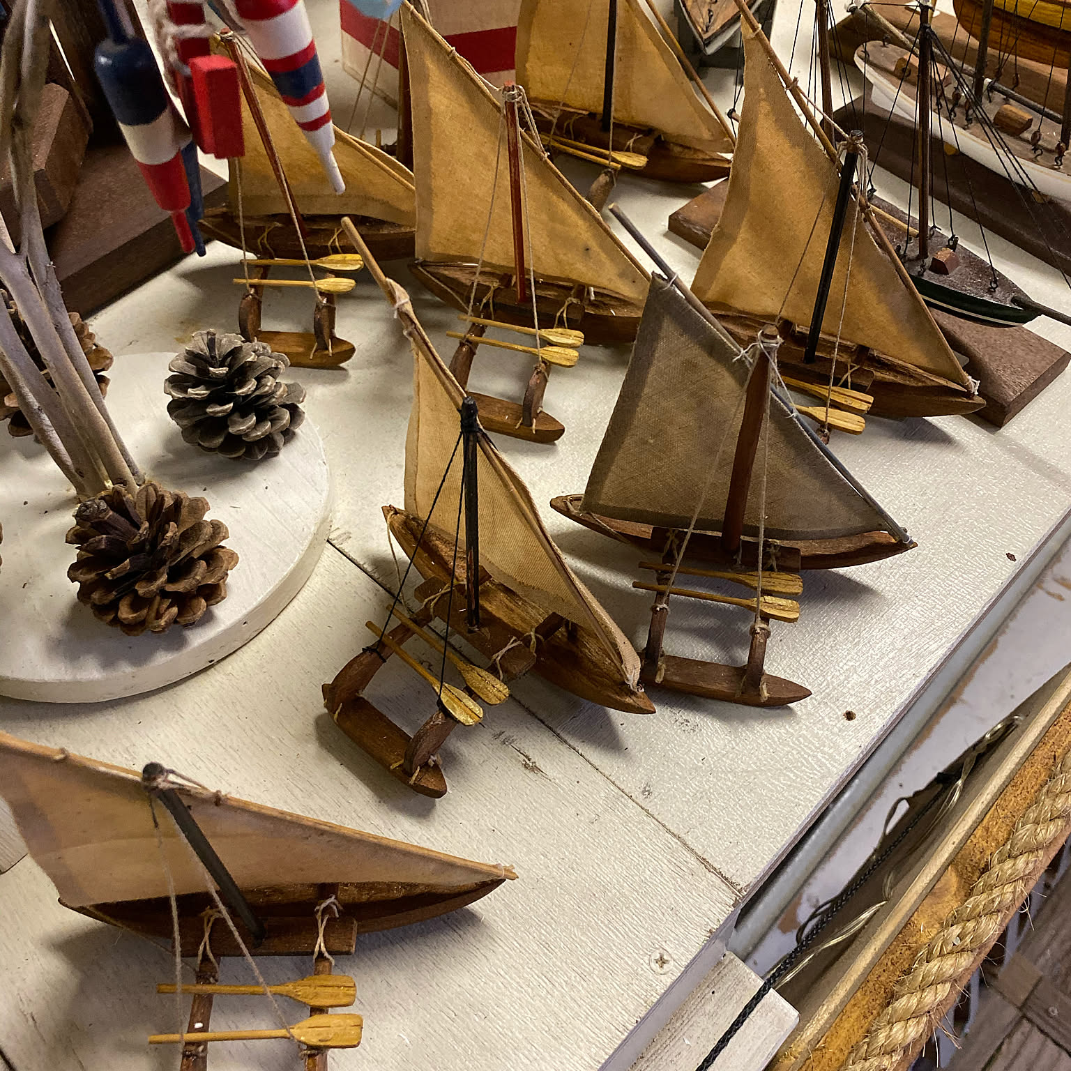 アンティーク 帆船模型のおしゃれなアレンジ・飾り方のインテリア実例