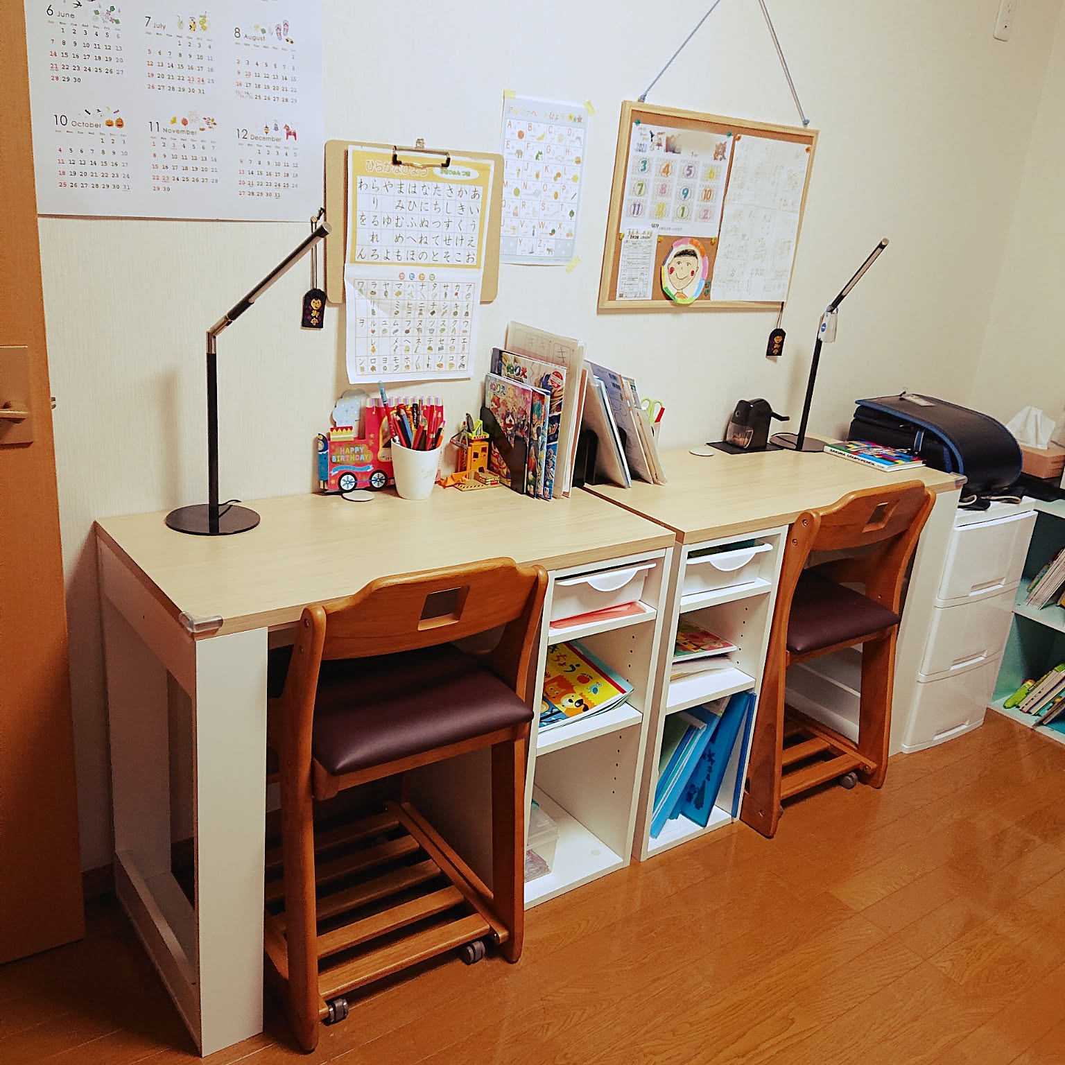 勉強机 シングルマザーのおすすめ商品とおしゃれな実例